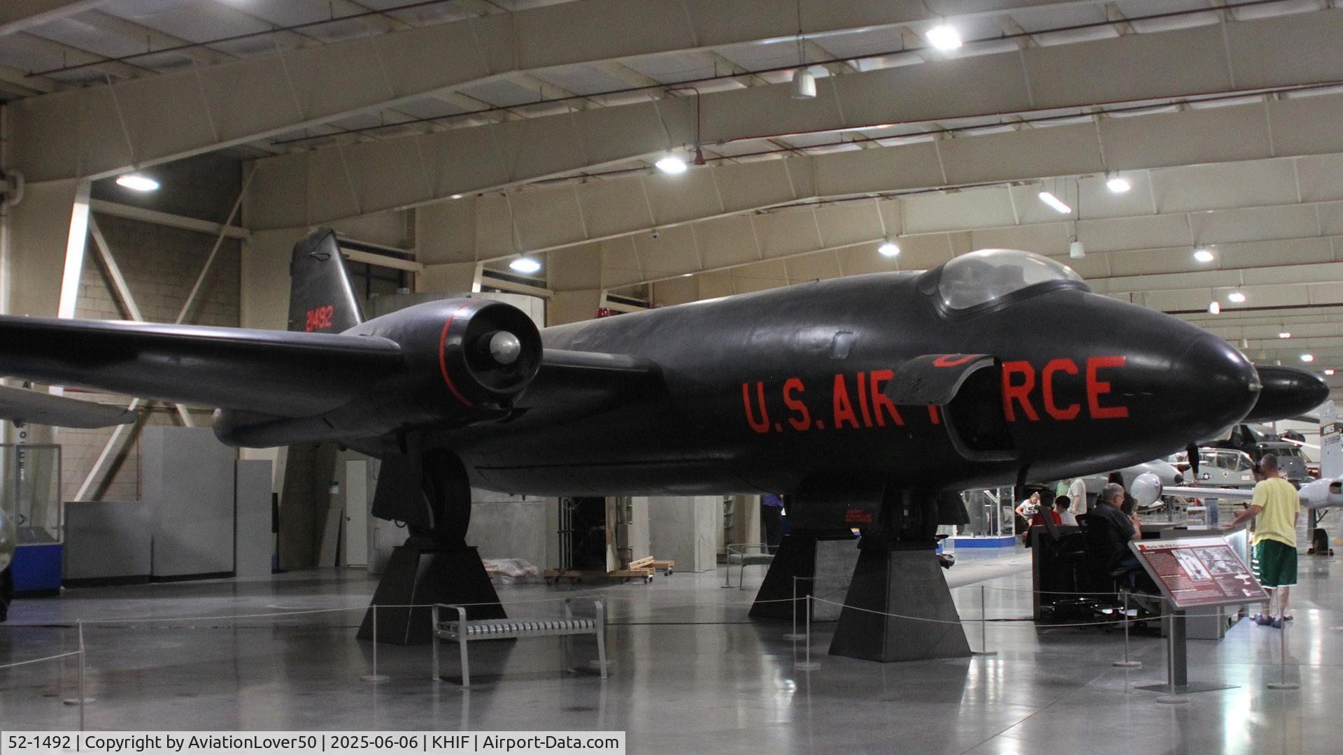 52-1492, 1952 Martin RB-57A Canberra C/N 075, RB-57A