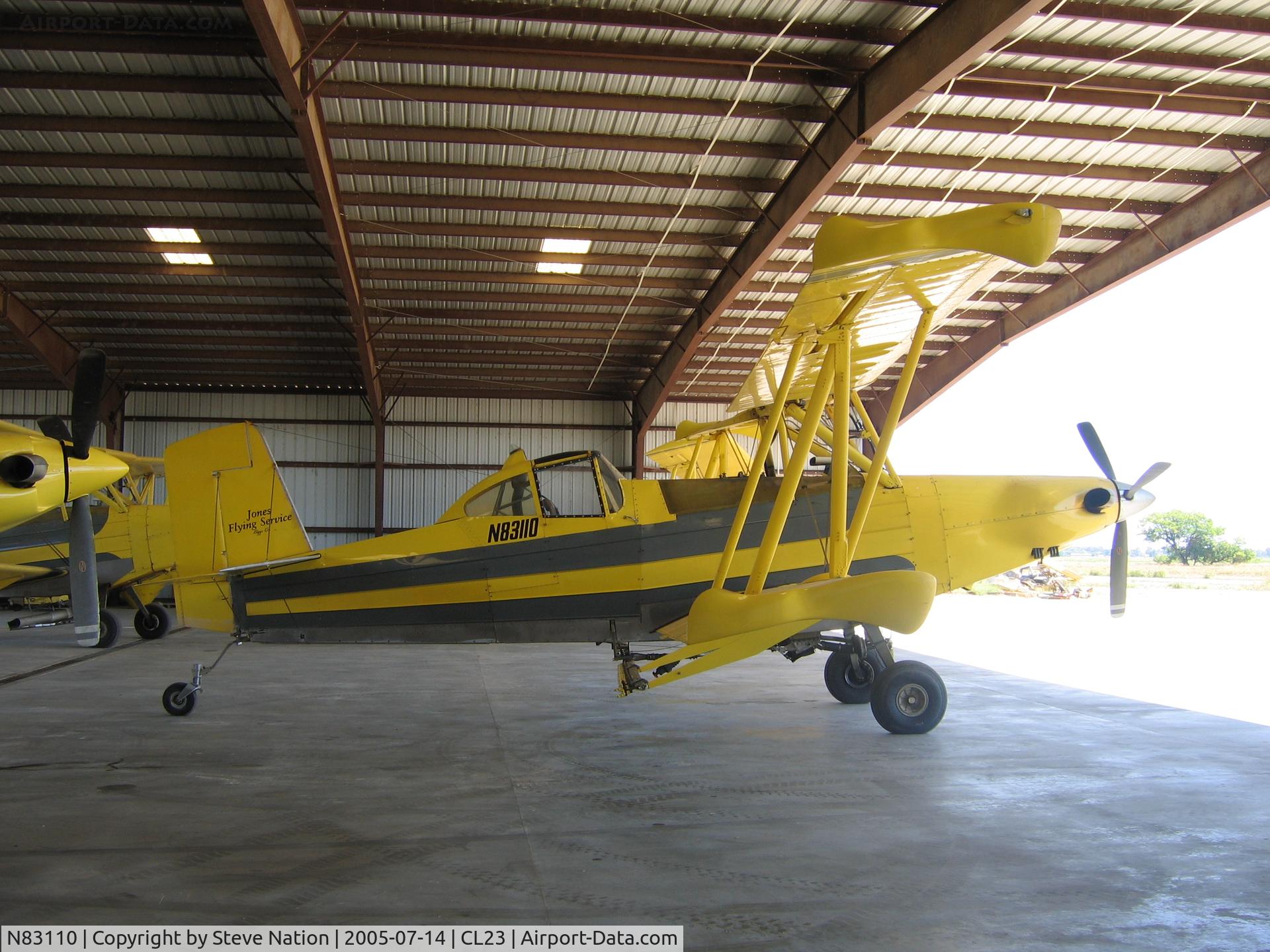 N83110, 1980 Schweizer Aircraft Corp G-164D C/N 11D, Chuck Jones Flying Service 1980 Schweizer G-164D Ag-Cat rigged as sprayer at their Biggs, CA base