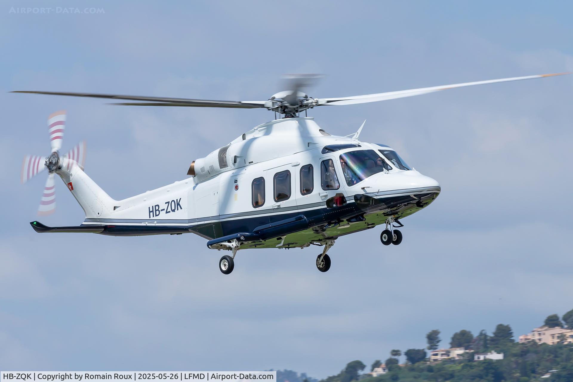 HB-ZQK, 2015 AgustaWestland AW-139 C/N 31711, Landing