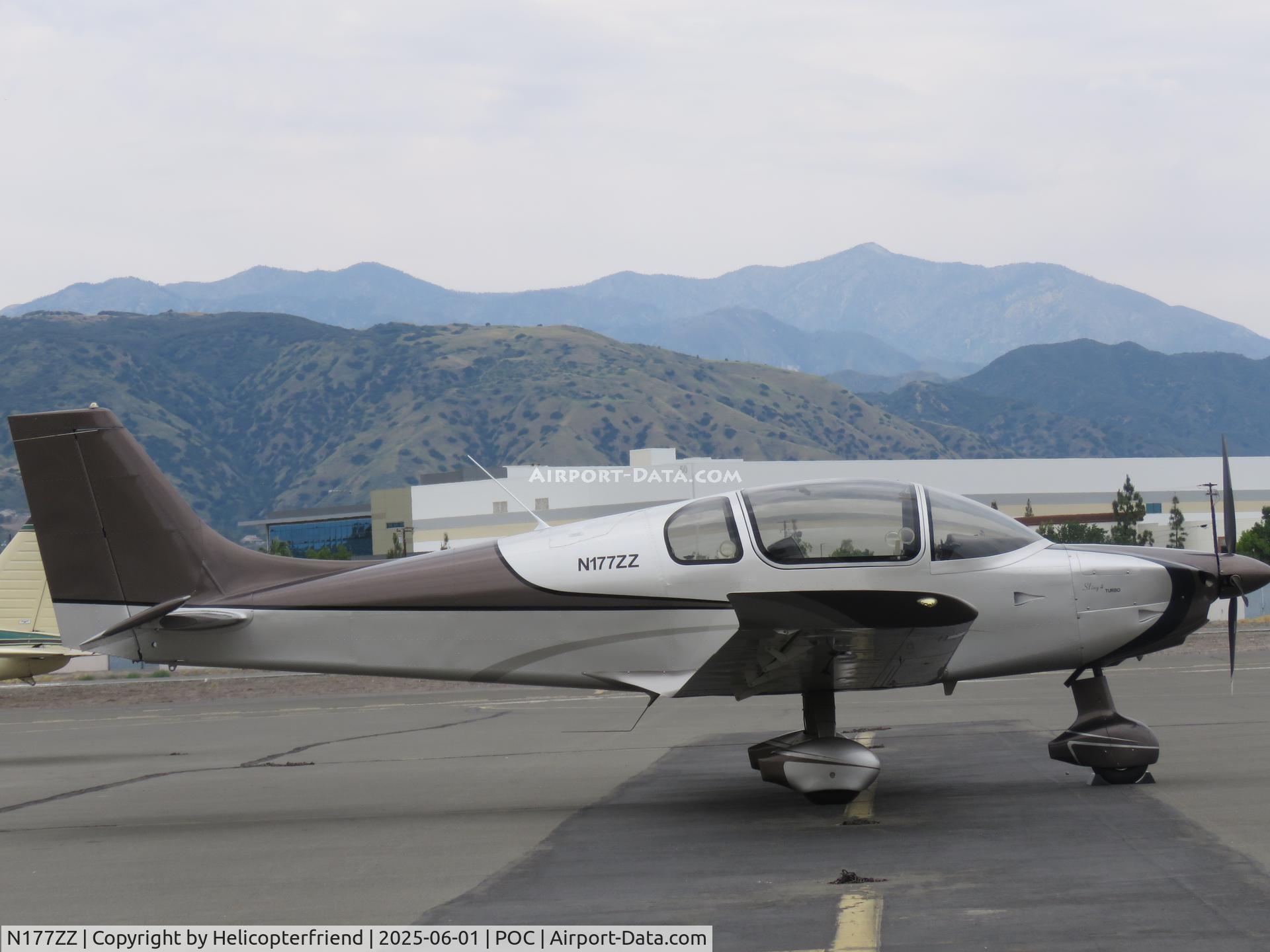N177ZZ, 2018 Airplane Factory Sling 4 Turbo C/N 092, Parked in transit parking