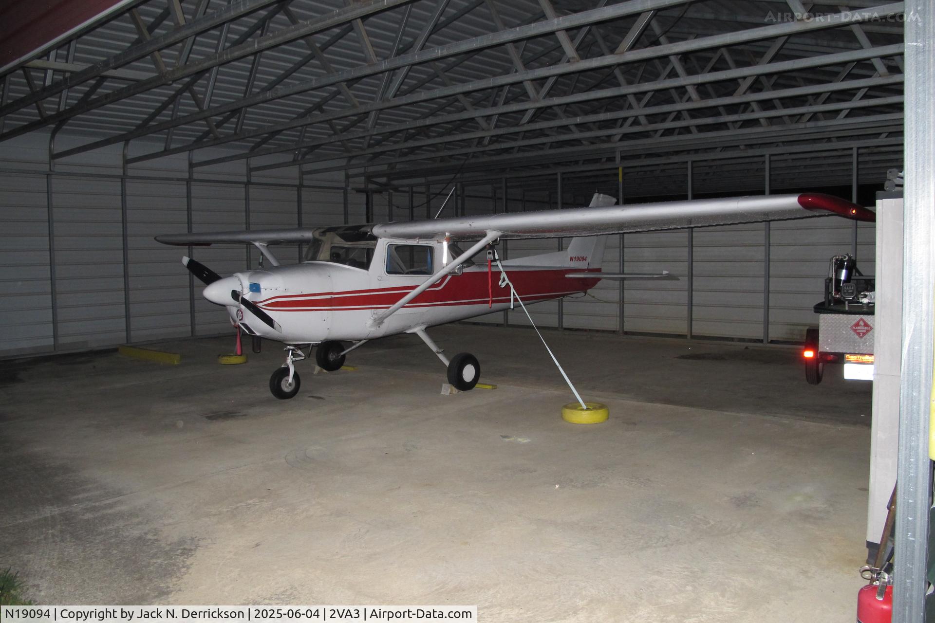 N19094, 1972 Cessna 150L C/N 15074164, Merlin