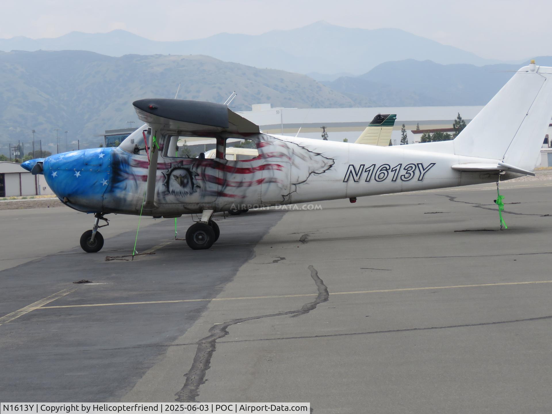 N1613Y, 1962 Cessna 172C C/N 17249313, Parked in transit parking