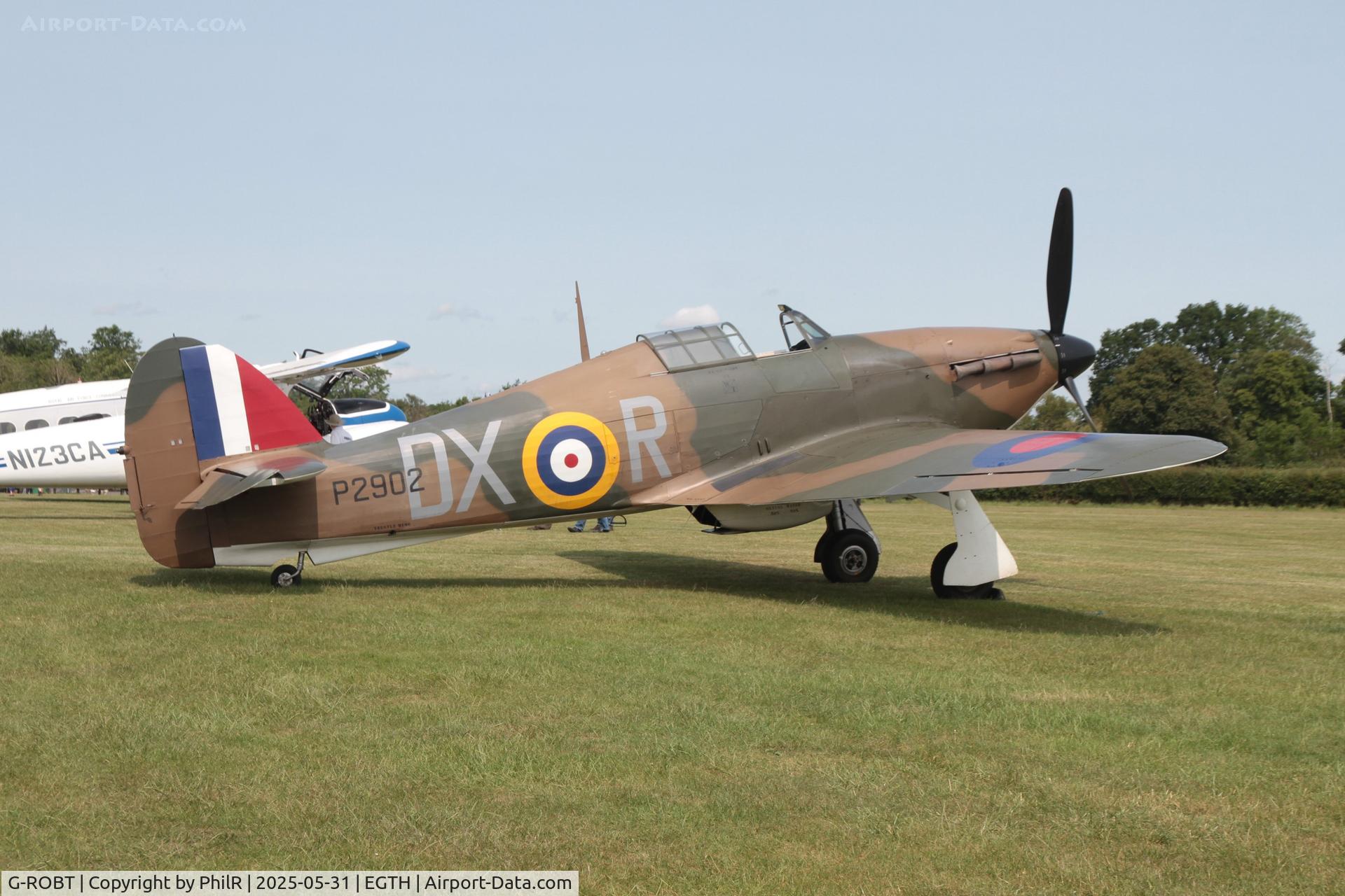 G-ROBT, 1940 Hawker Hurricane I C/N P2902, P2902 (G-ROBT) 1938 Hawker Hurricane l RAF Military Day Old Warden 