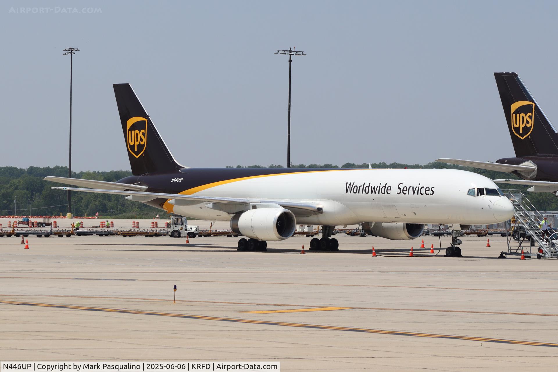 N446UP, 1994 Boeing 757-24APF C/N 27735, Boeing 757-24APF
