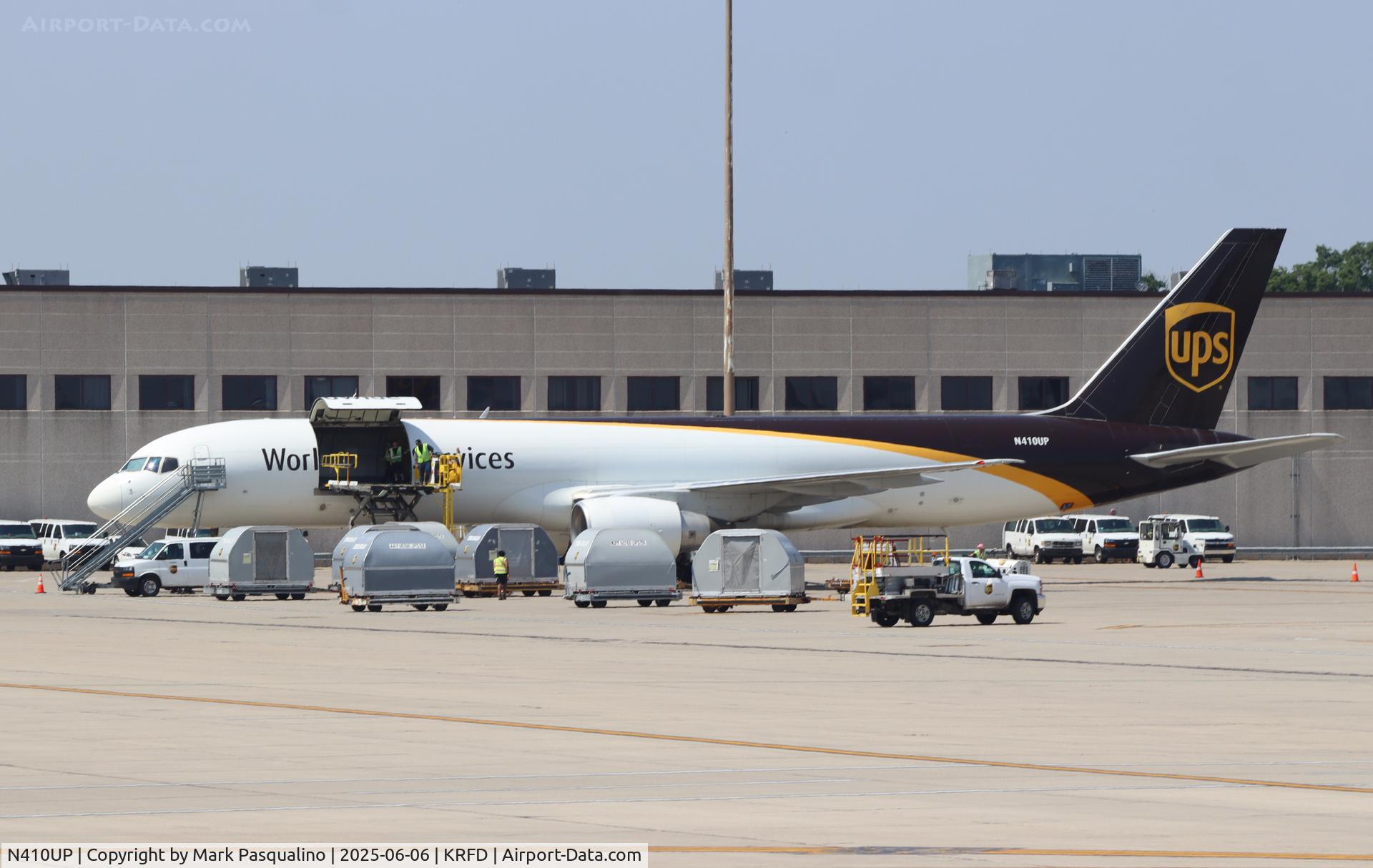 N410UP, 1988 Boeing 757-24APF C/N 23732, Boeing 757-24APF