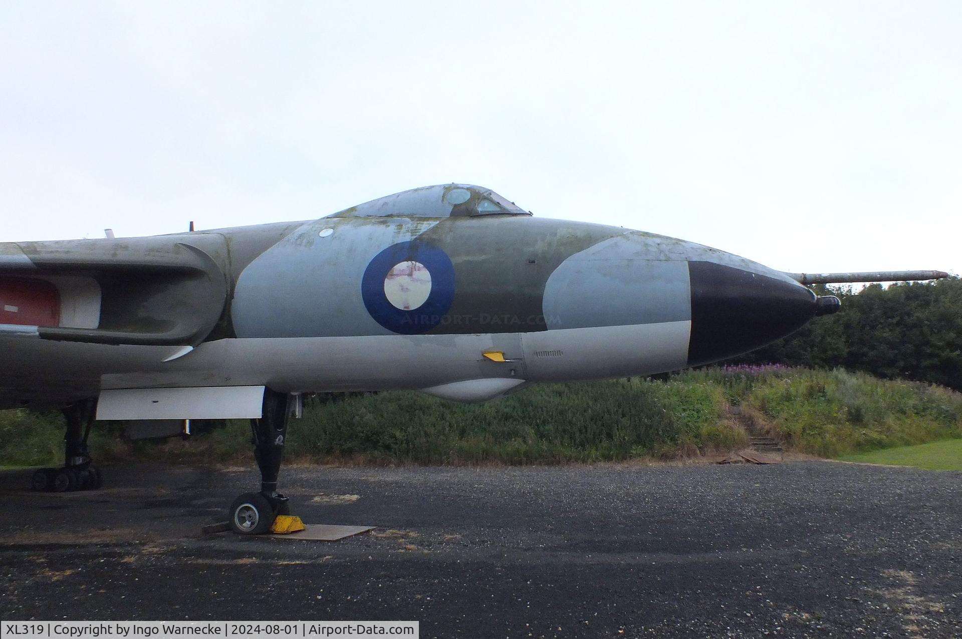 XL319, 1961 Avro Vulcan B.2 C/N Set 28, Avro Vulcan B2 at the NELSAM, Sunderland