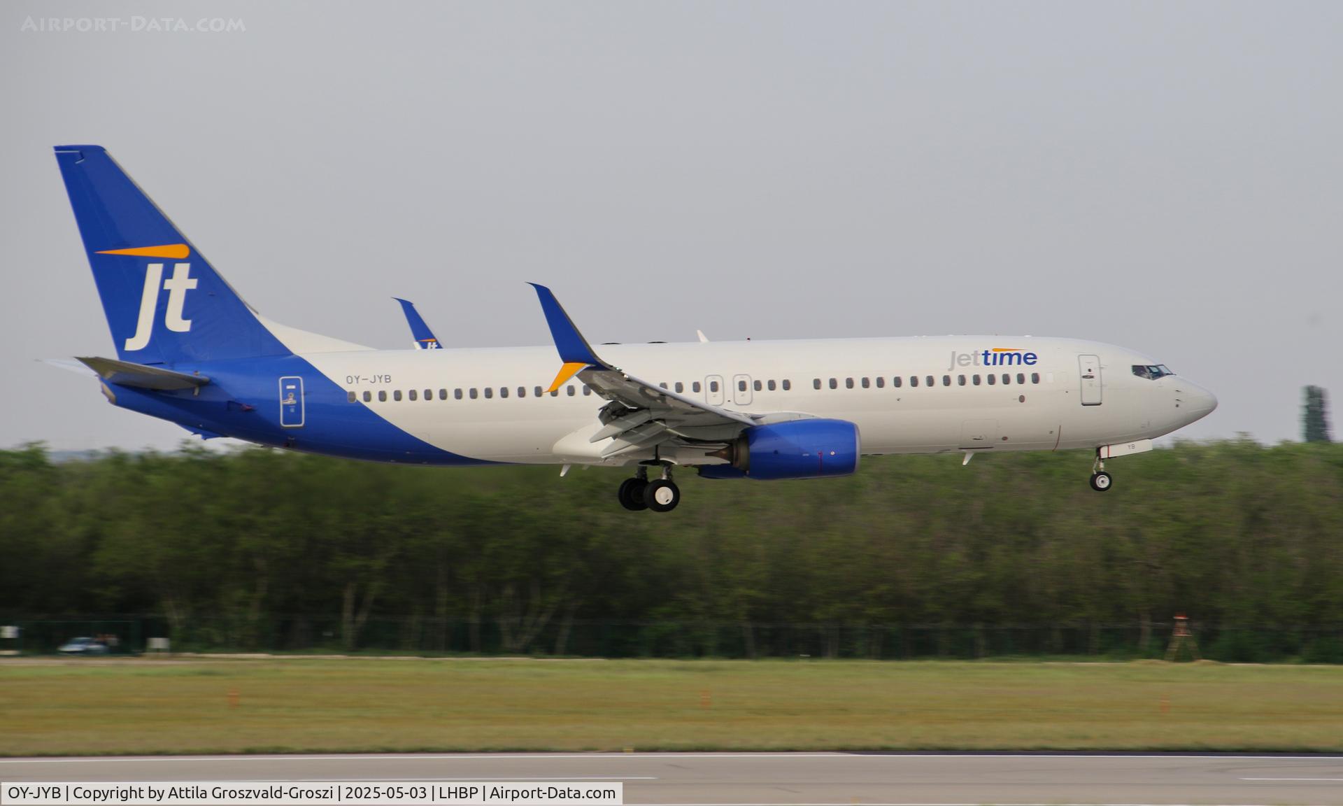 OY-JYB, 2012 Boeing 737-8KN C/N 40254, LHBP - Budapest Liszt Ferenc International Airport, Budapest, Hungary