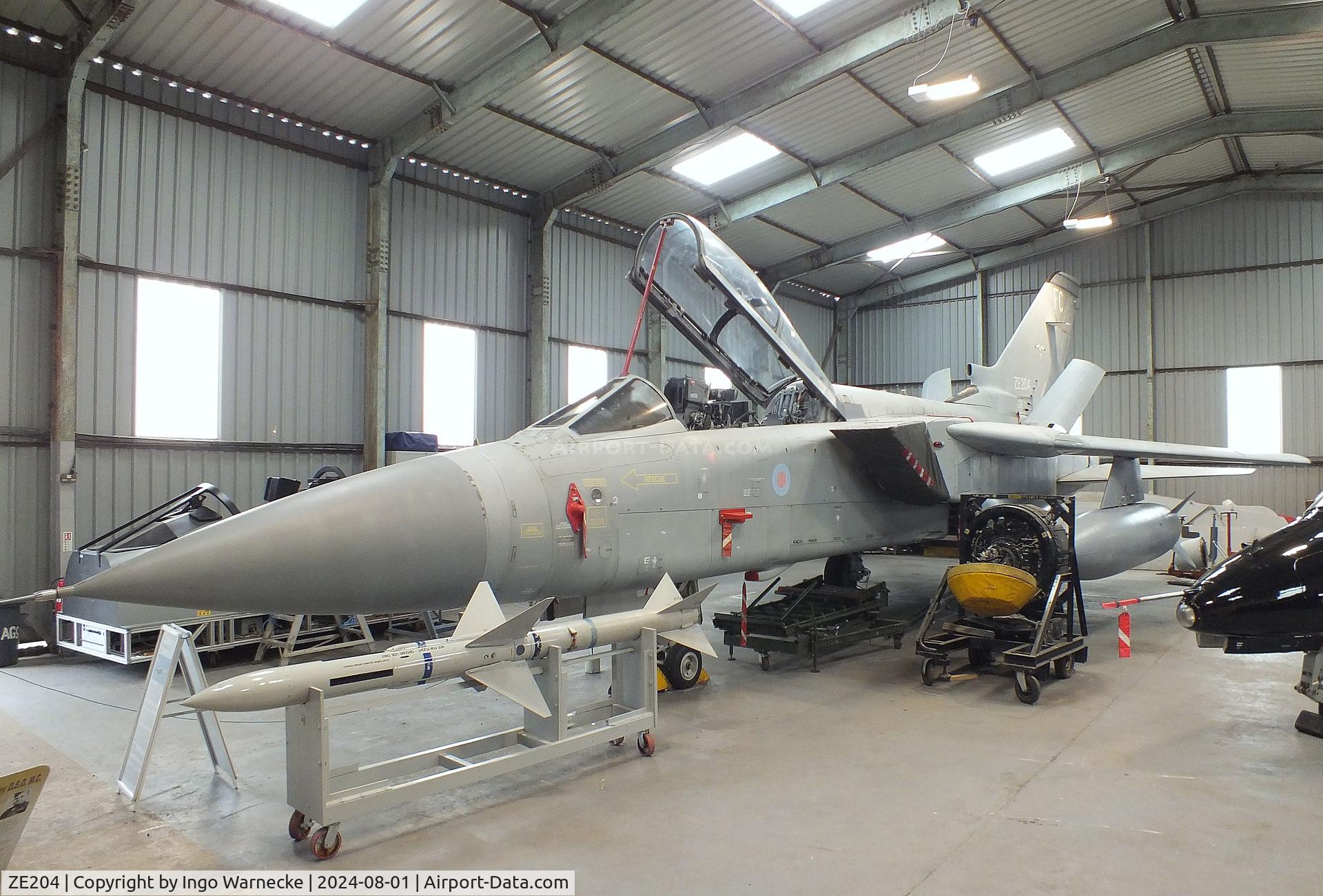 ZE204, 1986 Panavia Tornado F.3 C/N 569/AS024/3255, Panavia Tornado F3 at the NELSAM, Sunderland