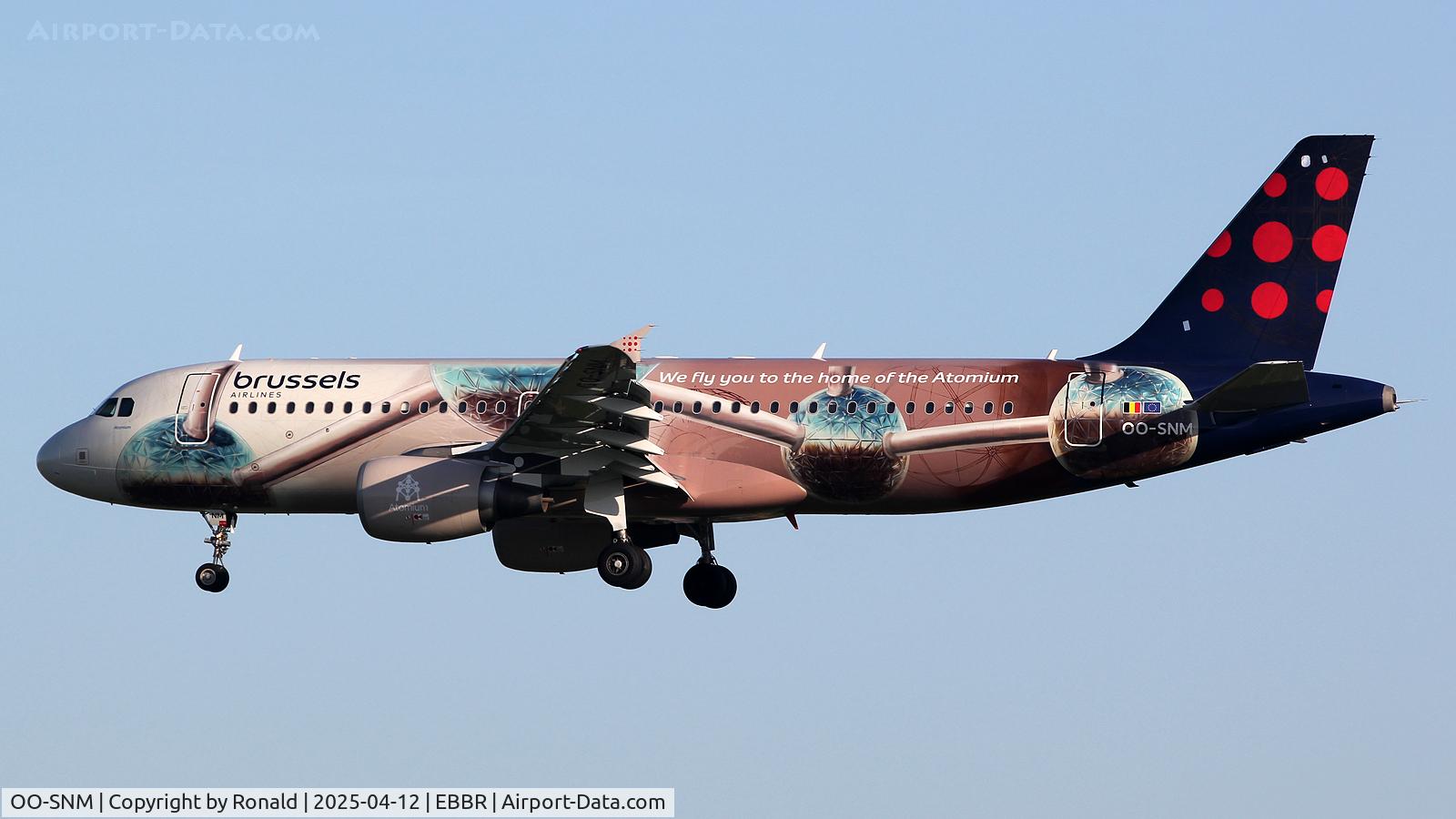 OO-SNM, 2003 Airbus A320-214 C/N 2003, at ebbr