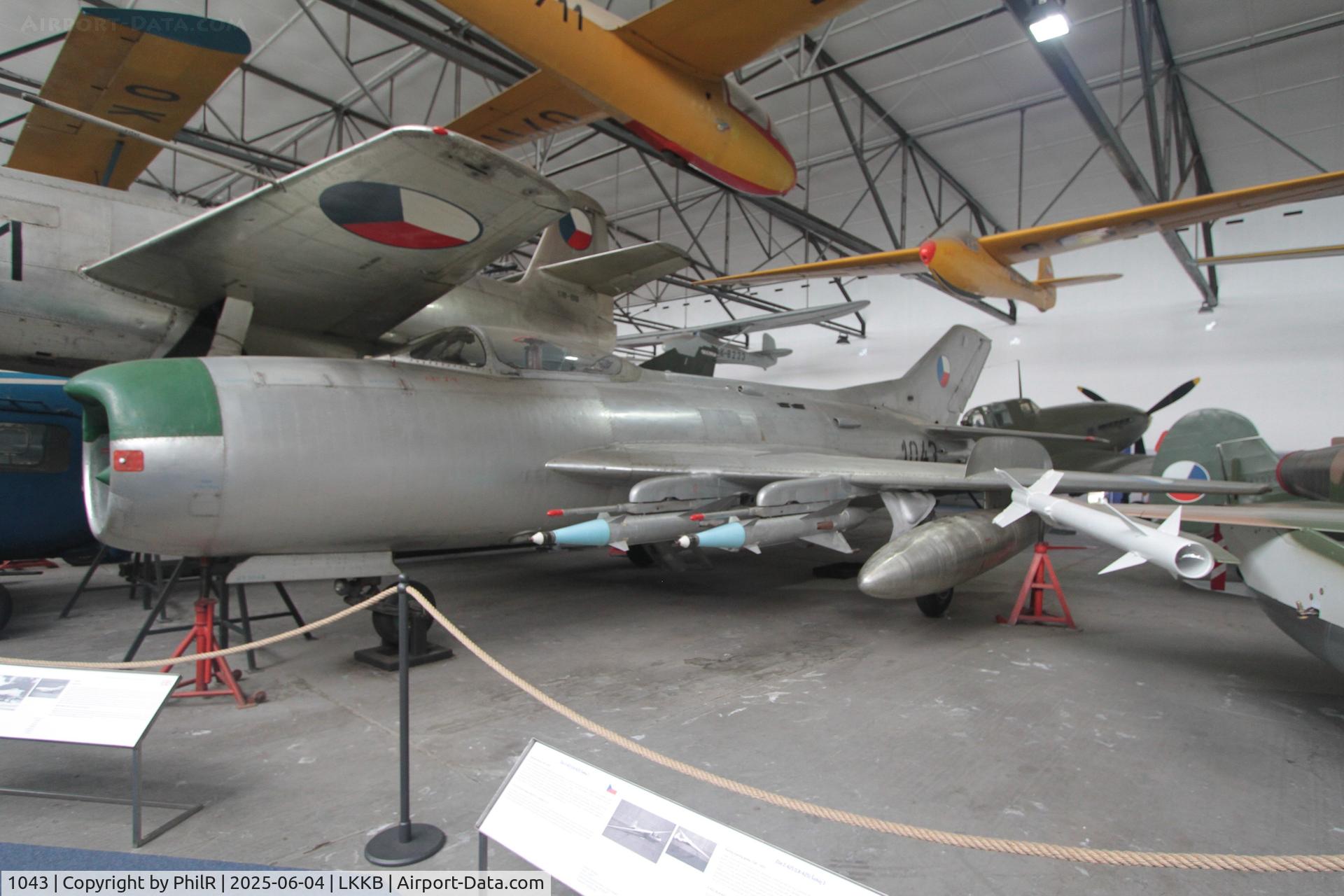 1043, 1961 Mikoyan-Gurevich MiG-19PM C/N 651043, 1043 1960 Mikoyan-Gurevich MiG-19PM Kbely Aviation Museum 
