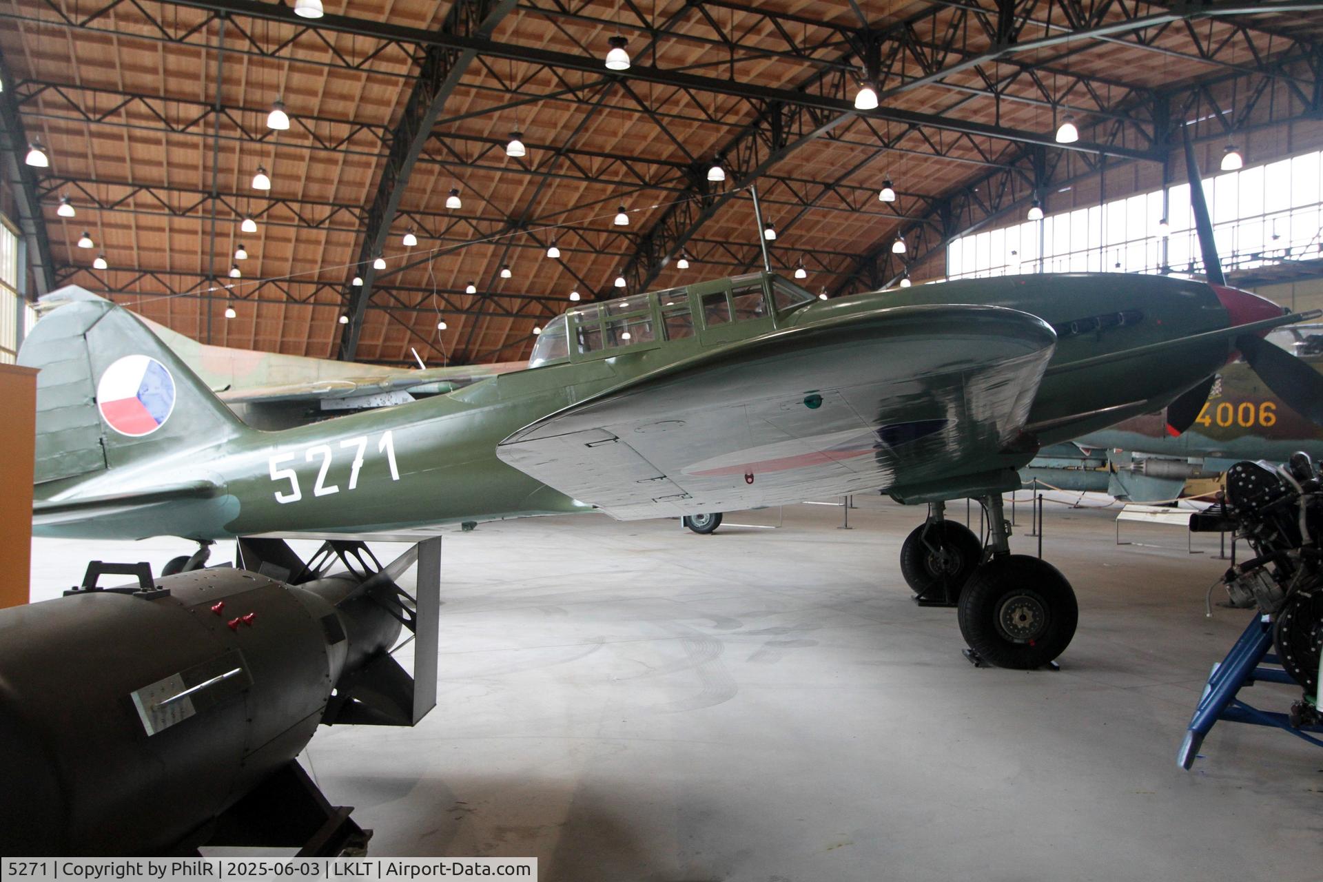 3922, 1978 Mikoyan-Gurevich MIG-23MF C/N 0390213922, 5271 1954 Avia CB-33 (Ilyushin 11 U11-10) Stara Aerovka Letnany Aviation Museum 