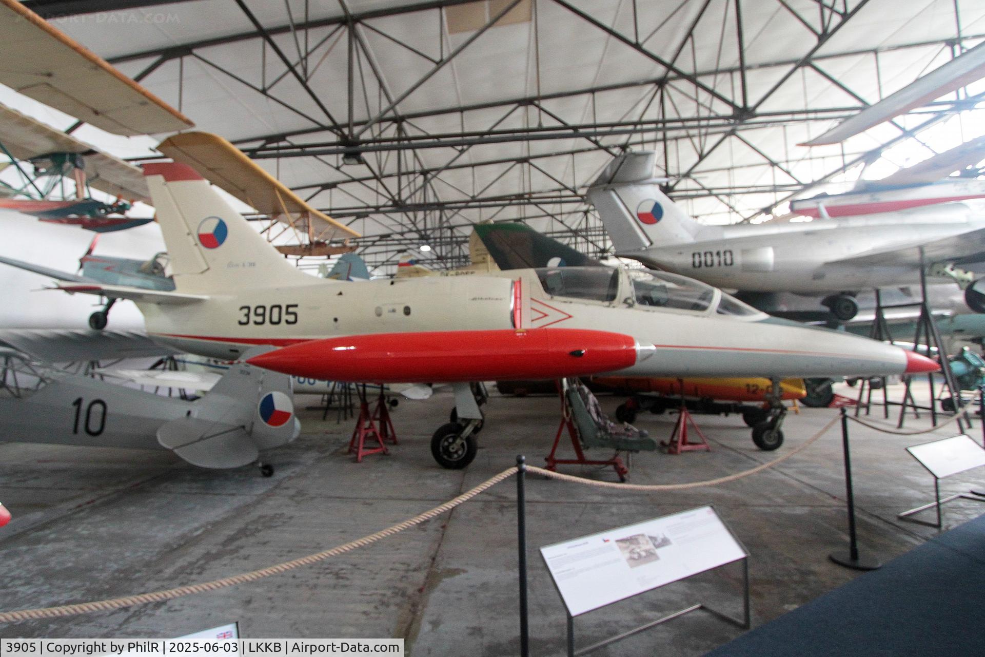 3905, Aero L-39X-05 Albatros C/N X 05, '3905' 1969 Aero L-39 Albatros Kbely Aviation Museum 