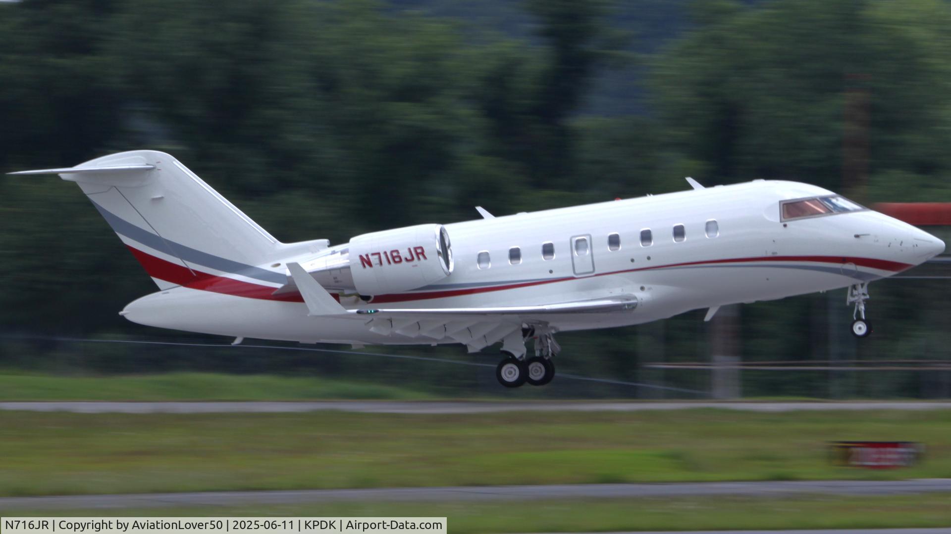 N716JR, 2010 Bombardier Challenger 604 (CL-600-2B16) C/N 5847, Challenger 605