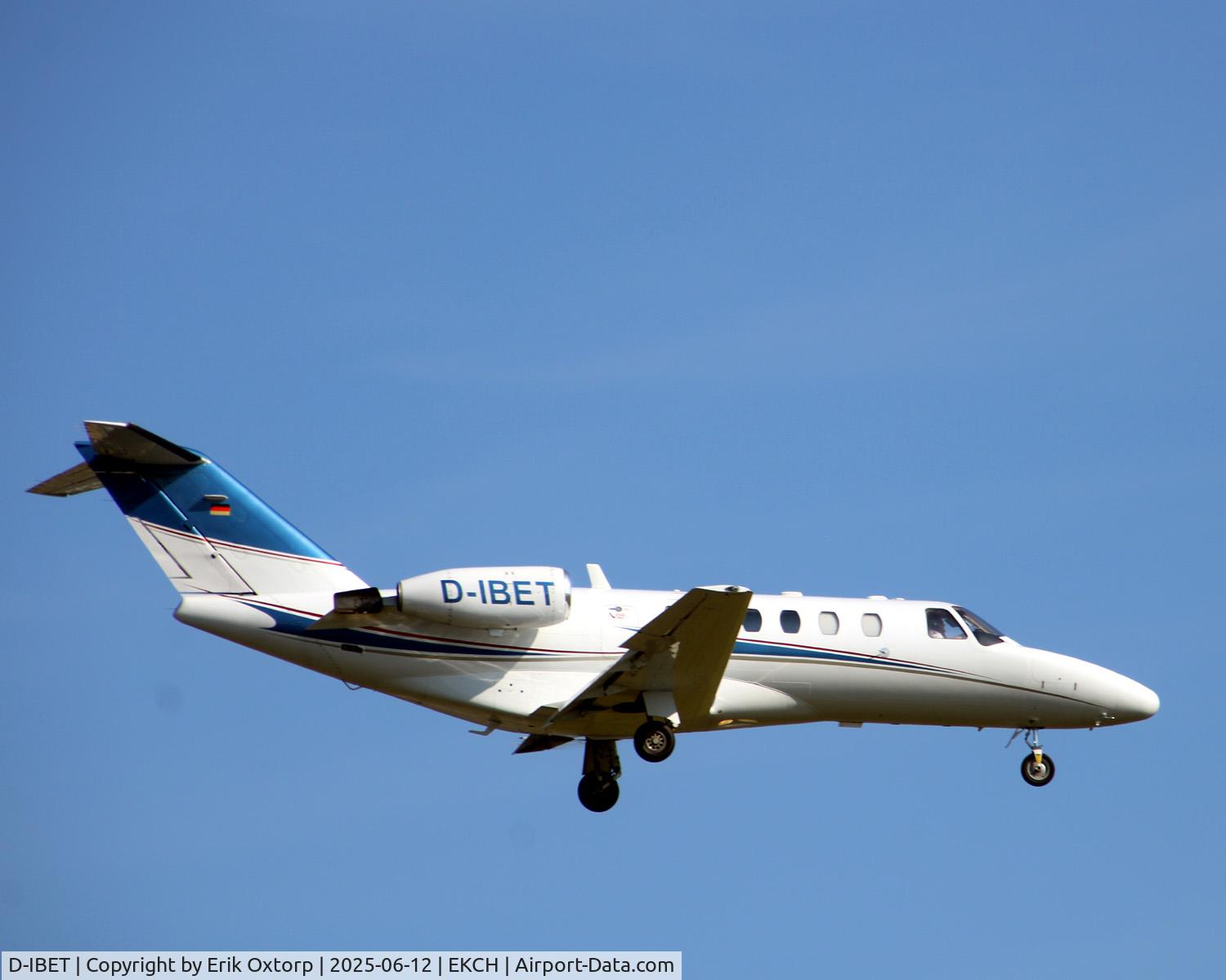 D-IBET, 2005 Cessna 525A CitationJet CJ2 C/N 525A-0229, D-IBET landing rw 22L