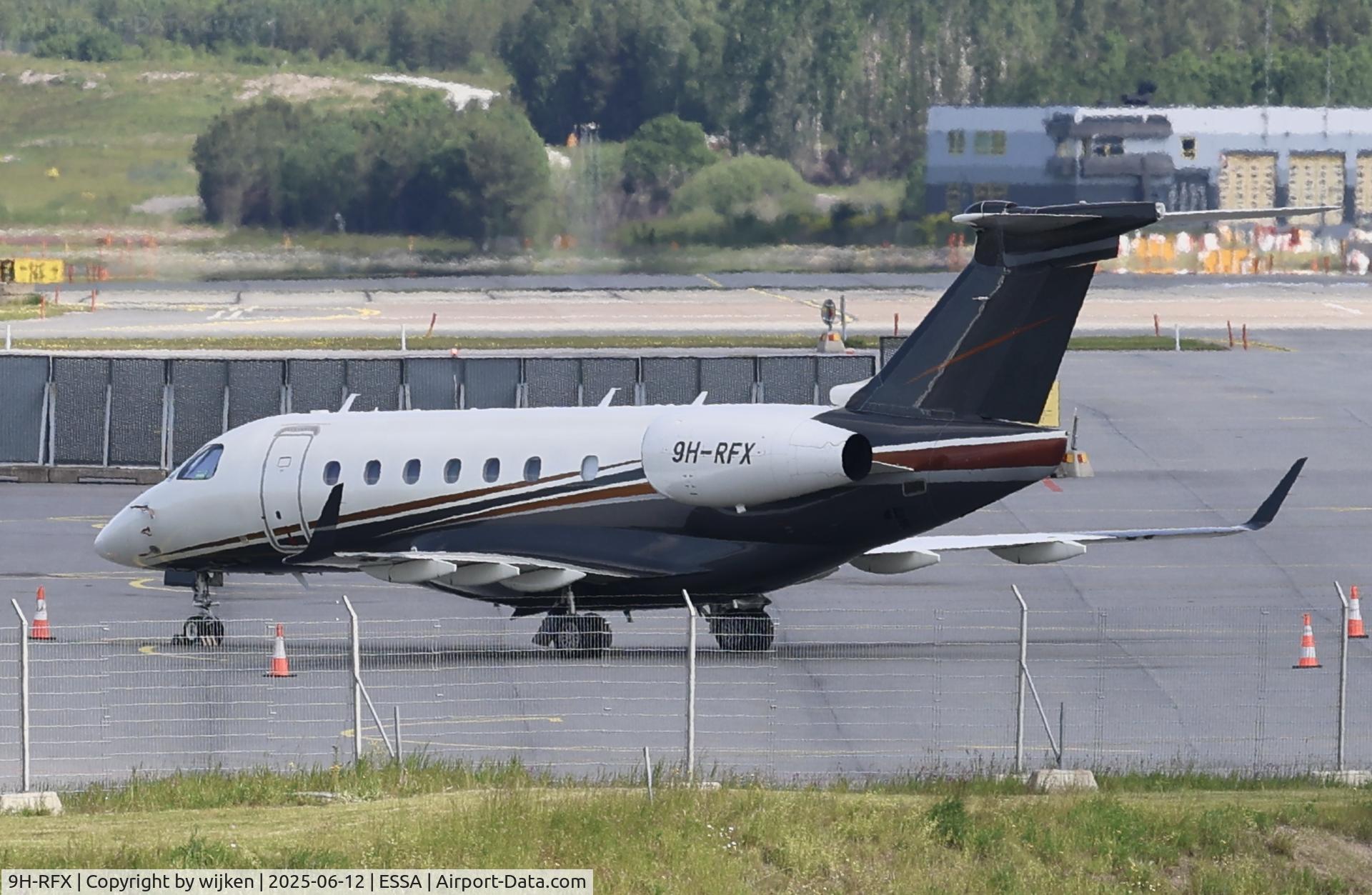 9H-RFX, 2015 Embraer EMB-550 Legacy 500 C/N 55000025, Ramp S