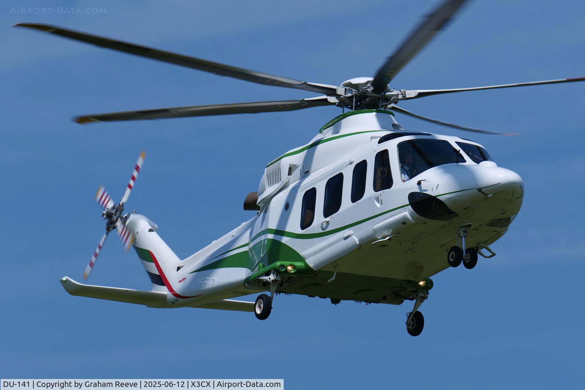 DU-141, AgustaWestland AW-139 C/N 31224, Landing at Northrepps.