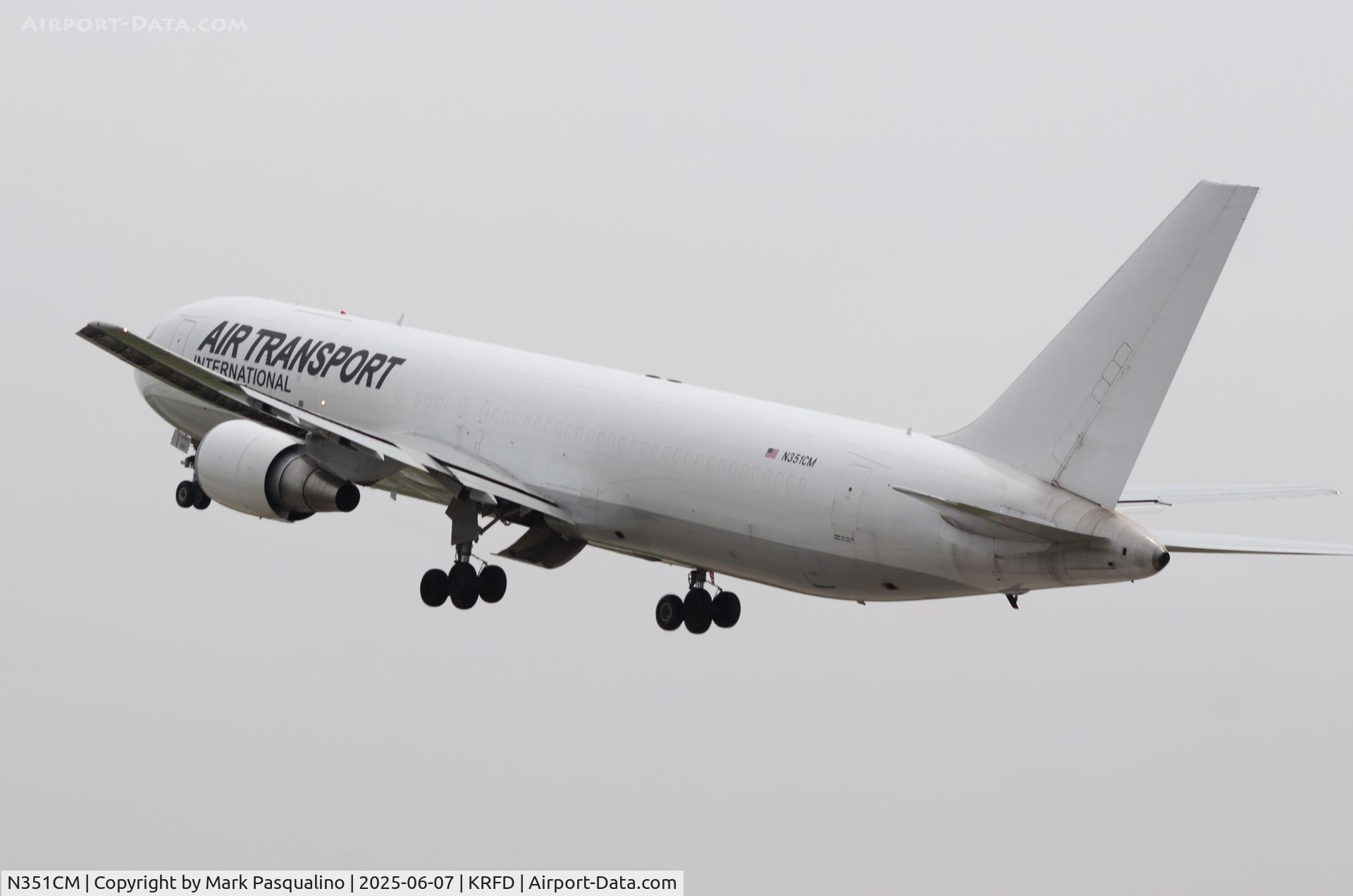 N351CM, 1992 Boeing 767-323 C/N 25201, Boeing 767-323