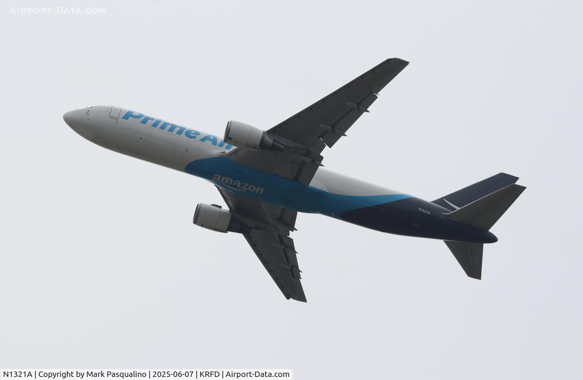 N1321A, 1995 Boeing 767-306/ER C/N 27957, Boeing 767-306/ER