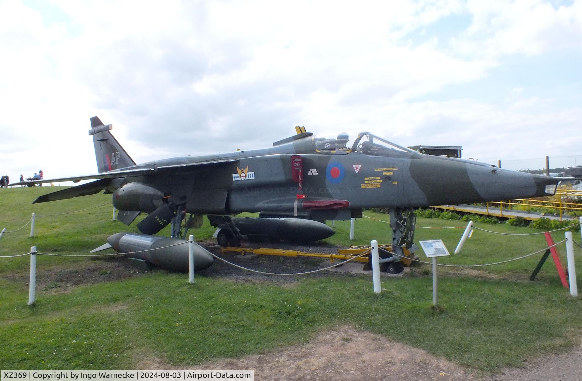 XZ369, 1976 Sepecat Jaguar GR.3A C/N S.136, SEPECAT Jaguar GR3A at the East Midlands Aeropark, Castle Donington