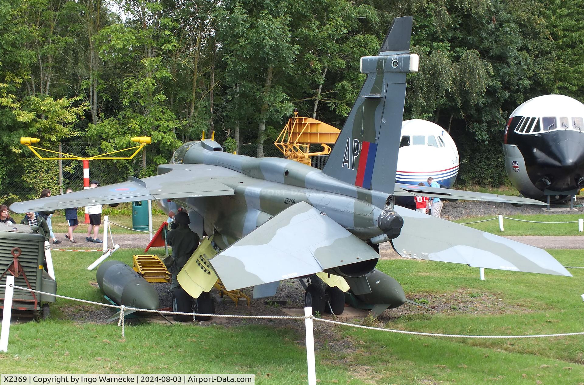 XZ369, 1976 Sepecat Jaguar GR.3A C/N S.136, SEPECAT Jaguar GR3A at the East Midlands Aeropark, Castle Donington