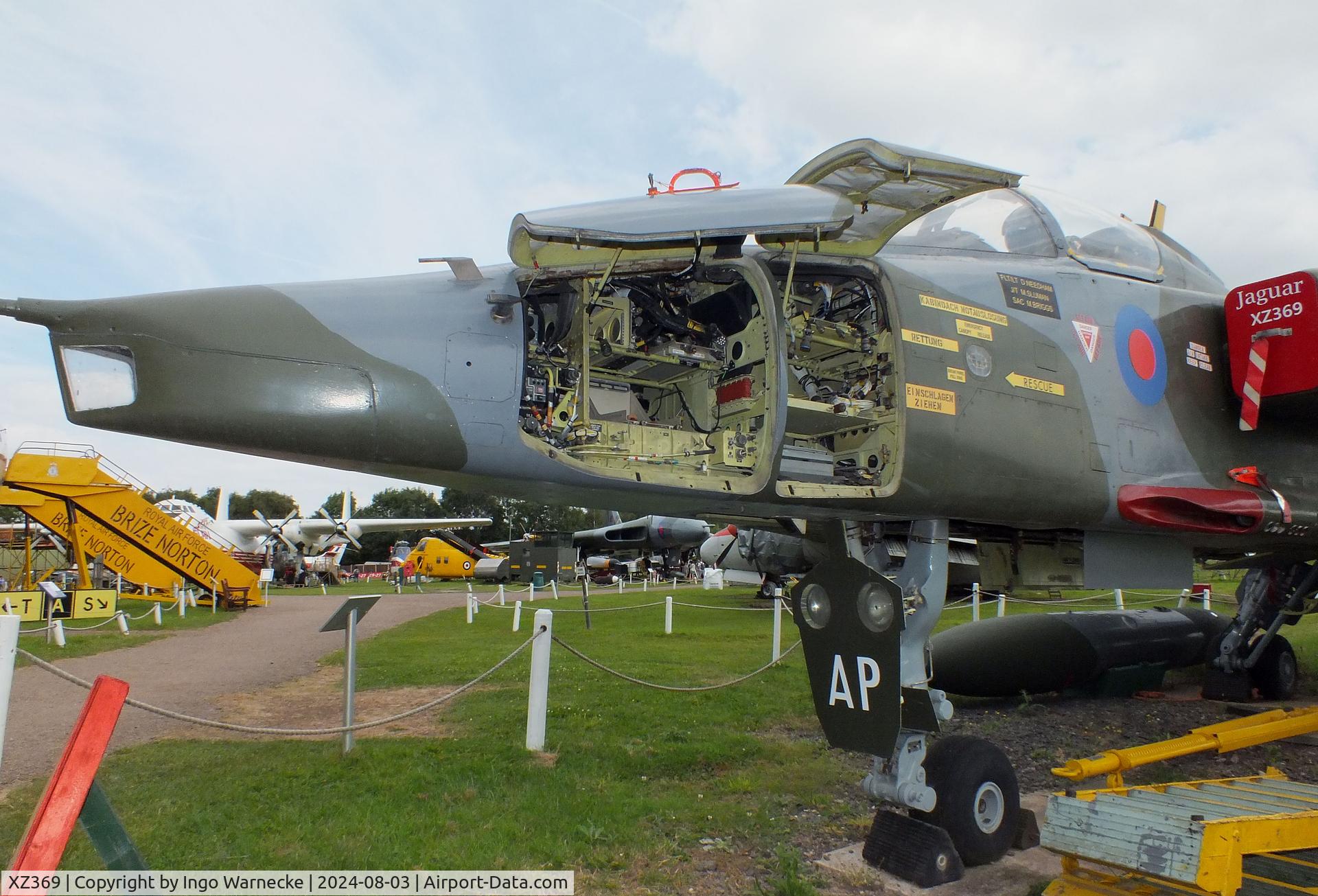 XZ369, 1976 Sepecat Jaguar GR.3A C/N S.136, SEPECAT Jaguar GR3A at the East Midlands Aeropark, Castle Donington