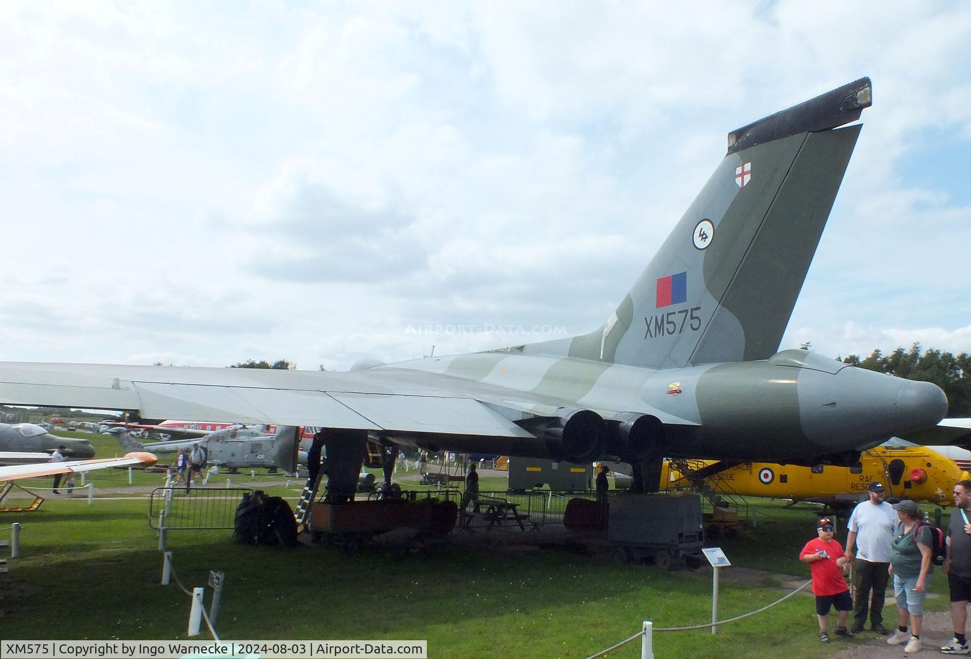 XM575, 1959 Avro Vulcan B.2A C/N Set 56, Avro Vulcan B2A at the East Midlands Aeropark, Castle Donington