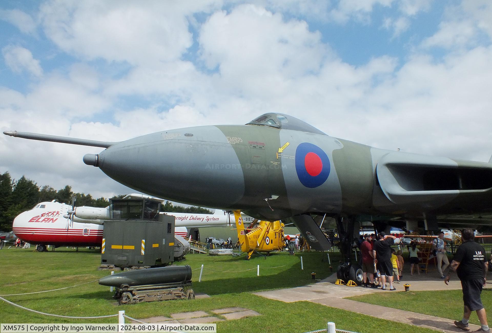 XM575, 1959 Avro Vulcan B.2A C/N Set 56, Avro Vulcan B2A at the East Midlands Aeropark, Castle Donington