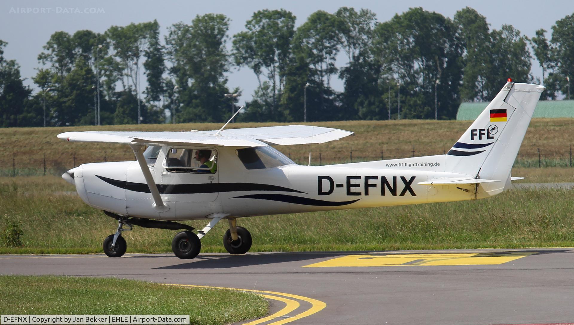 D-EFNX, 1982 Reims F152 II C/N F15201563, Lelystad Airport