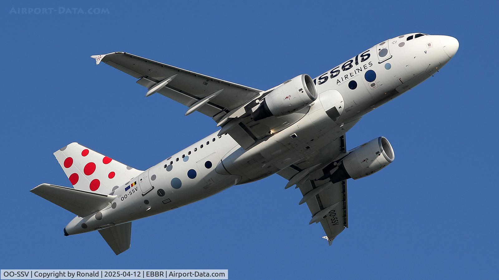 OO-SSV, 2004 Airbus A319-111 C/N 2196, at ebbr