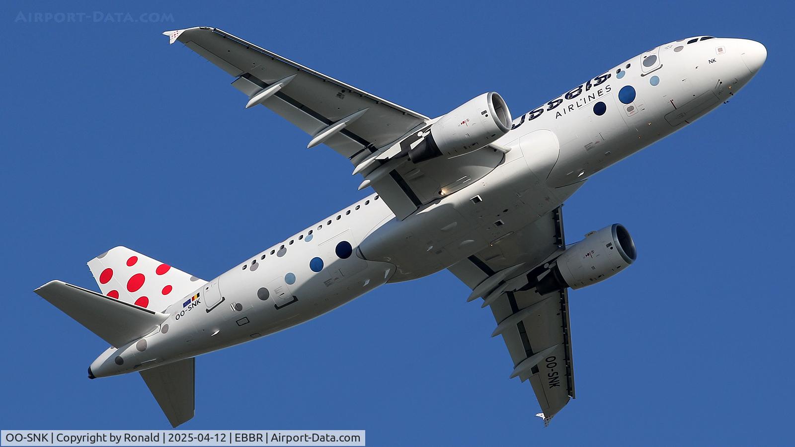 OO-SNK, 2008 Airbus A320-214 C/N 3373, at ebbr