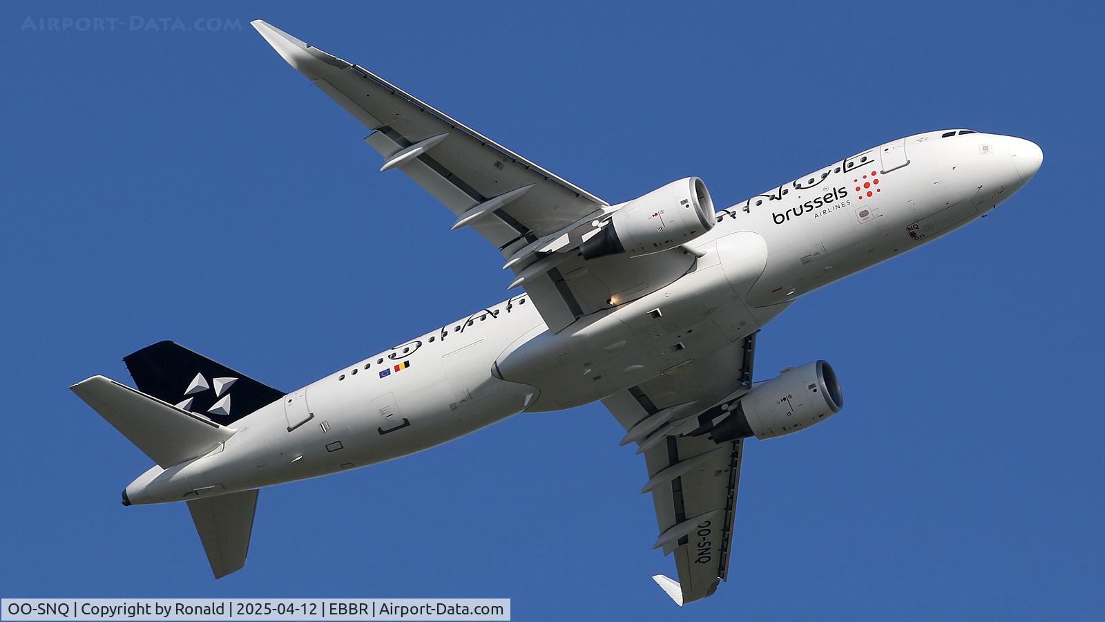 OO-SNQ, 2013 Airbus A320-214 C/N 5658, at ebbr