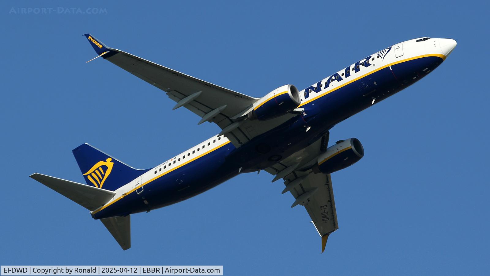 EI-DWD, 2007 Boeing 737-8AS C/N 33642, at ebbr