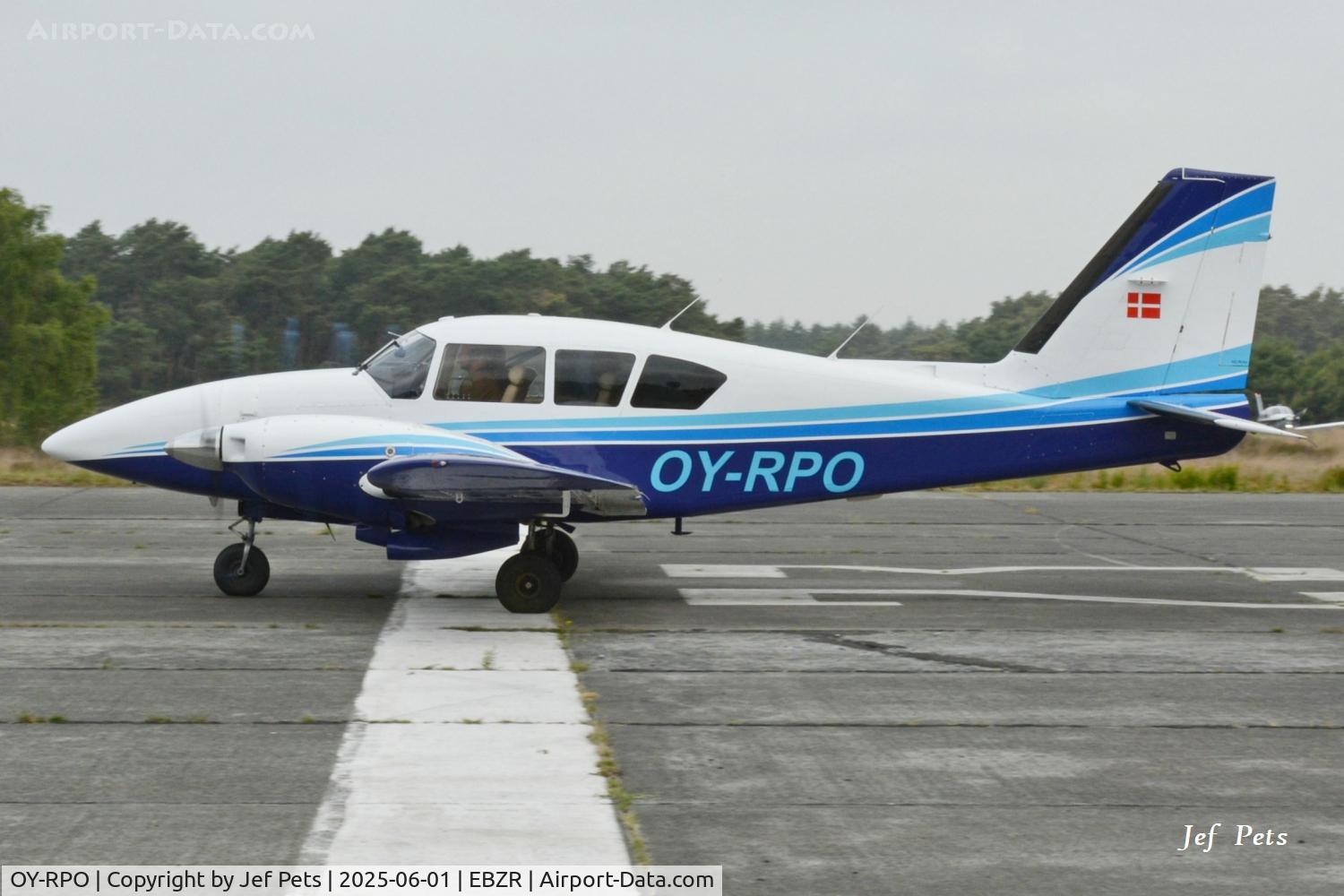 OY-RPO, 1975 Piper PA-23-250 Aztec C/N 27-7554144, At Zoersel.