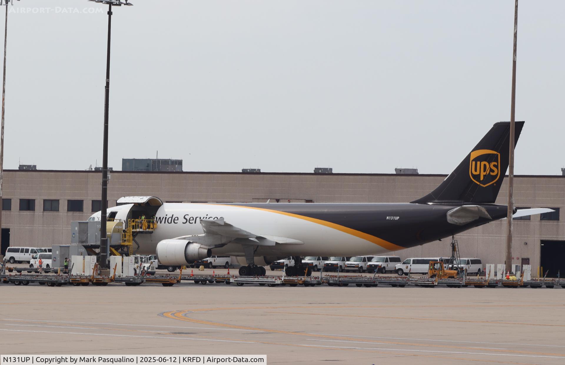 N131UP, 2001 Airbus A300F4-622R C/N 0815, Airbus A300F4-622R