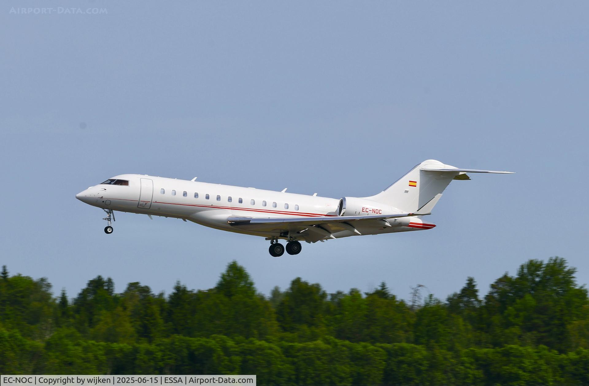 EC-NOC, 2020 Bombardier BD-700-1A10 Global 6500 C/N 60026, Rwy 26