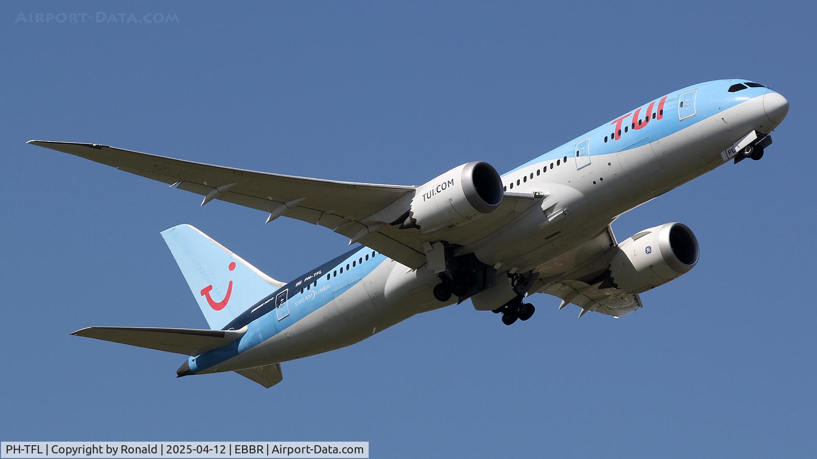 PH-TFL, 2014 Boeing 787-8 Dreamliner Dreamliner C/N 37228, at ebbr