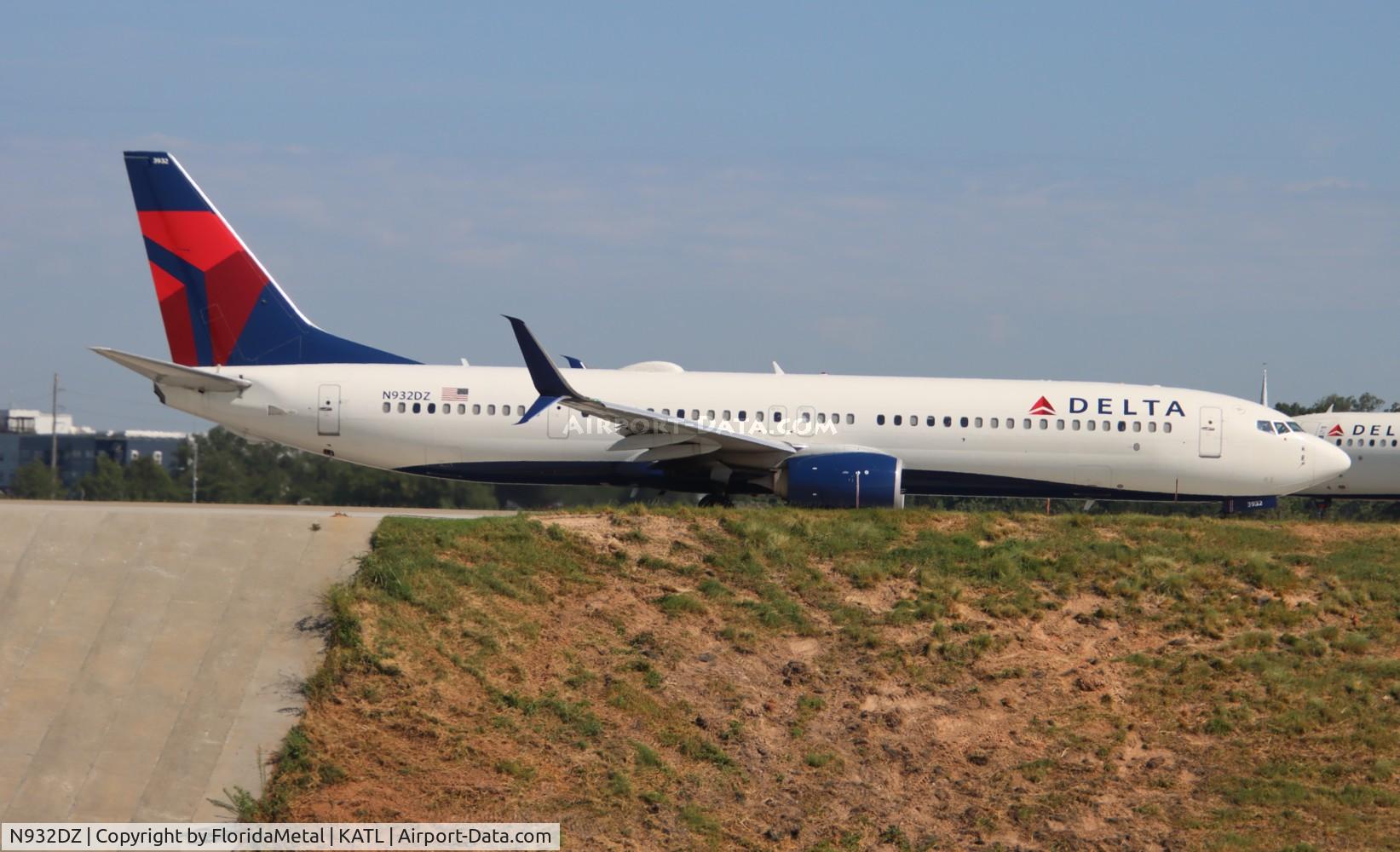 N932DZ, 2011 Boeing 737-9GPER C/N 37286, DAL 739 zx atl-lit