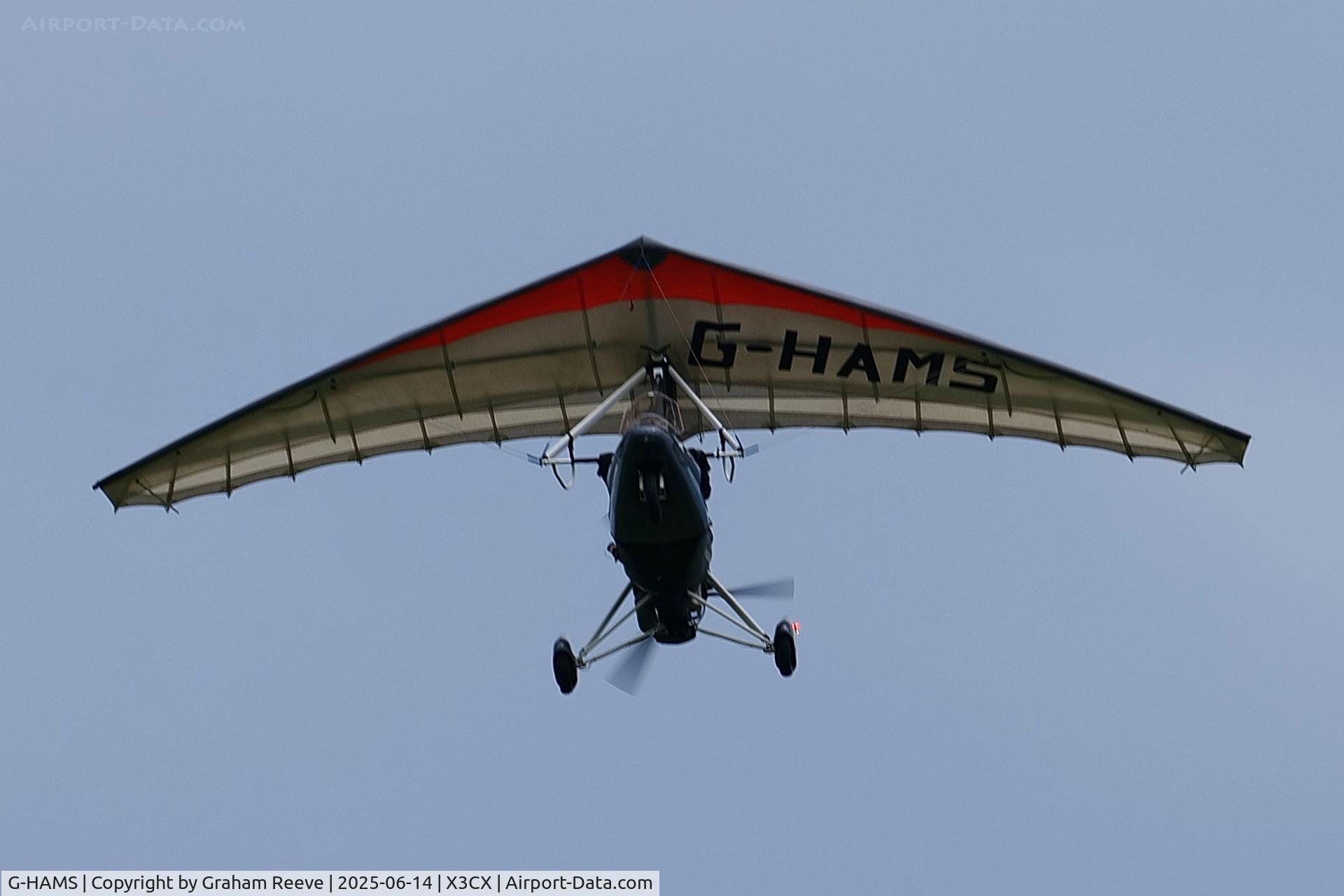 G-HAMS, 2006 P&M Aviation Pegasus Quik C/N 8224, Departing from Northrepps.