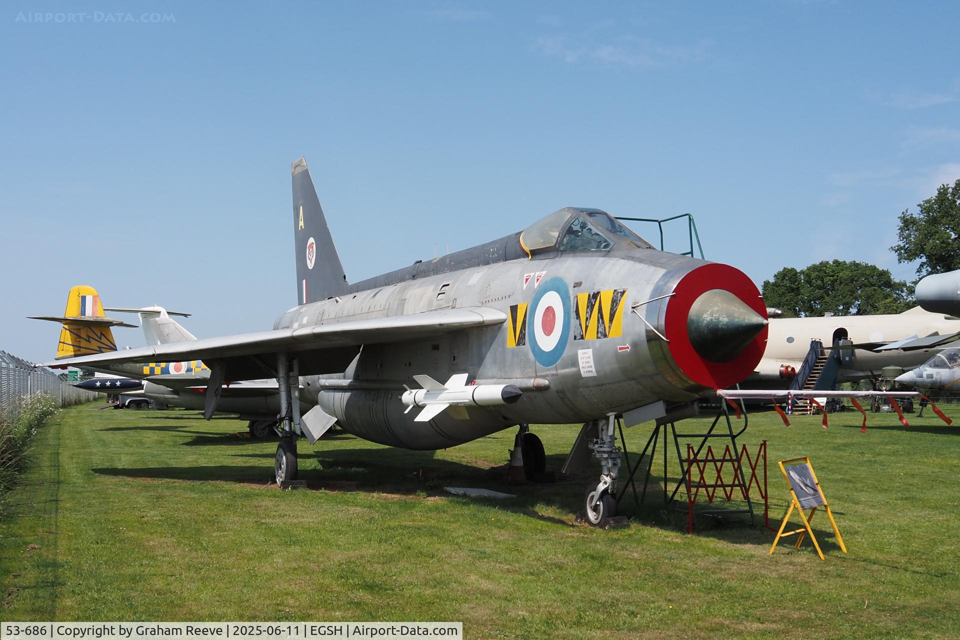 53-686, 1968 English Electric Lightning F.53 C/N 95291, On display at the 