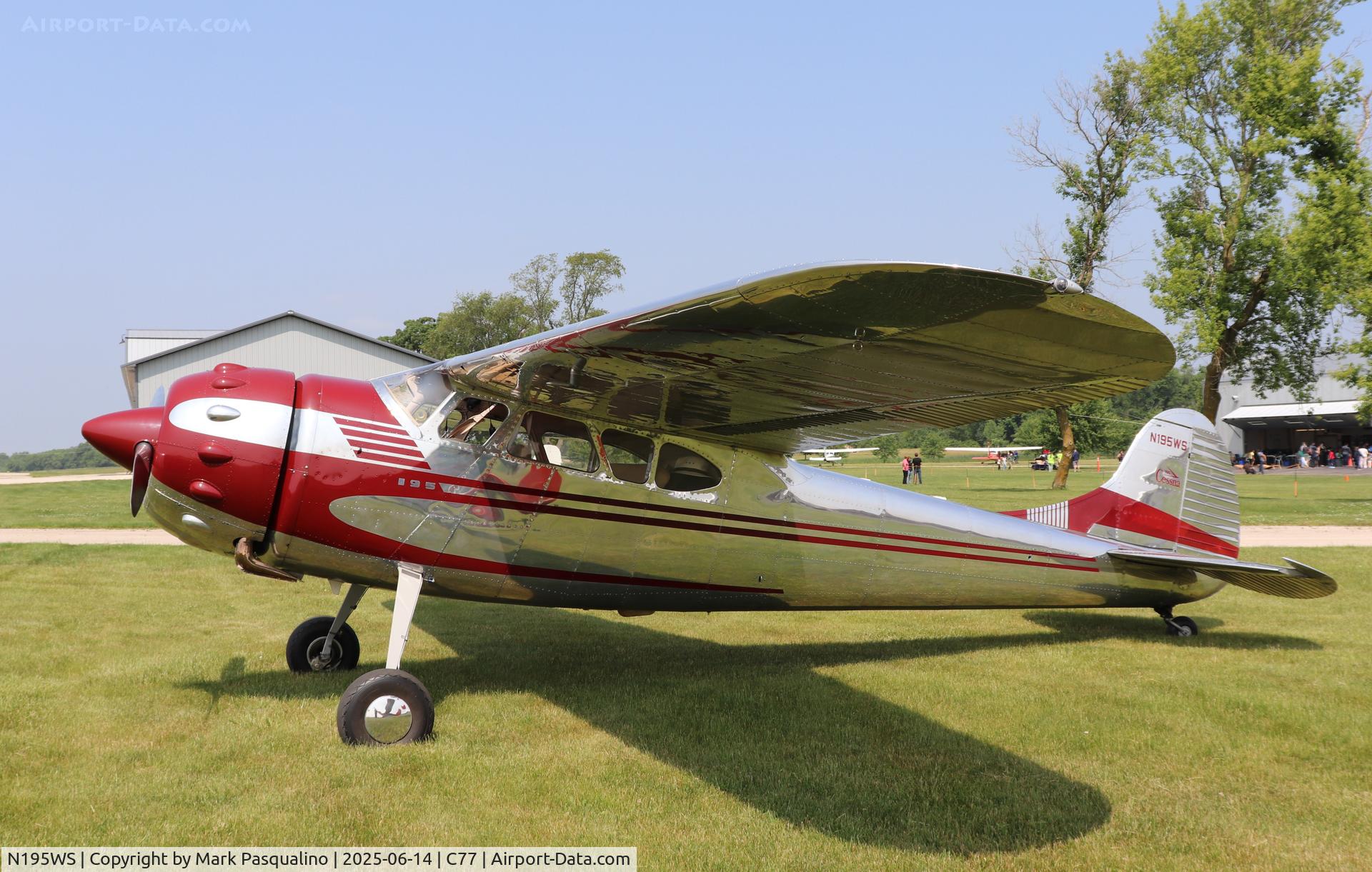 N195WS, 1952 Cessna 195B Businessliner C/N 7908, Cessna 195B
