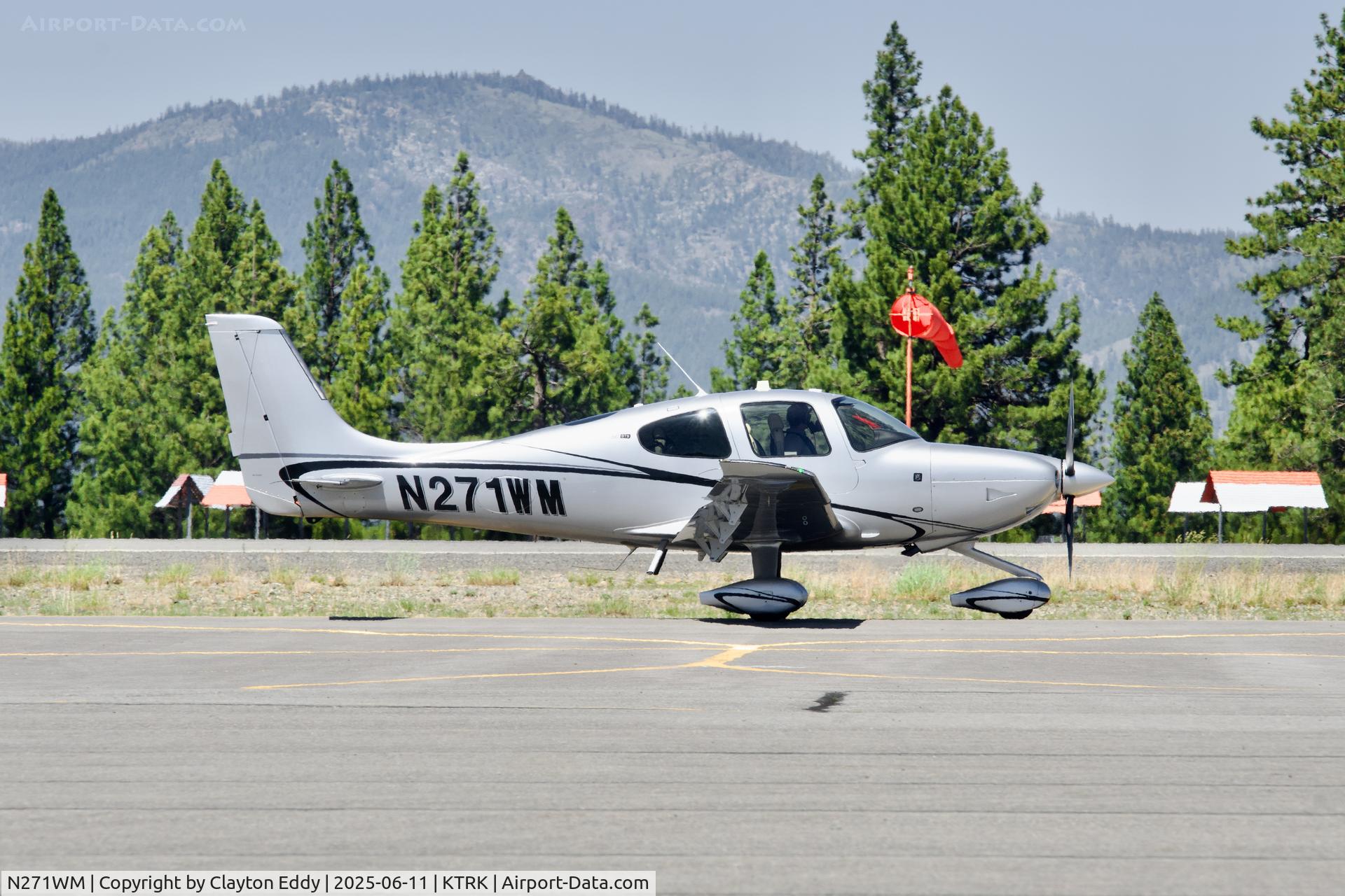 N271WM, 2024 Cirrus Design Corp SR22T C/N 9931, Truckee-Tahoe airport in California 2025