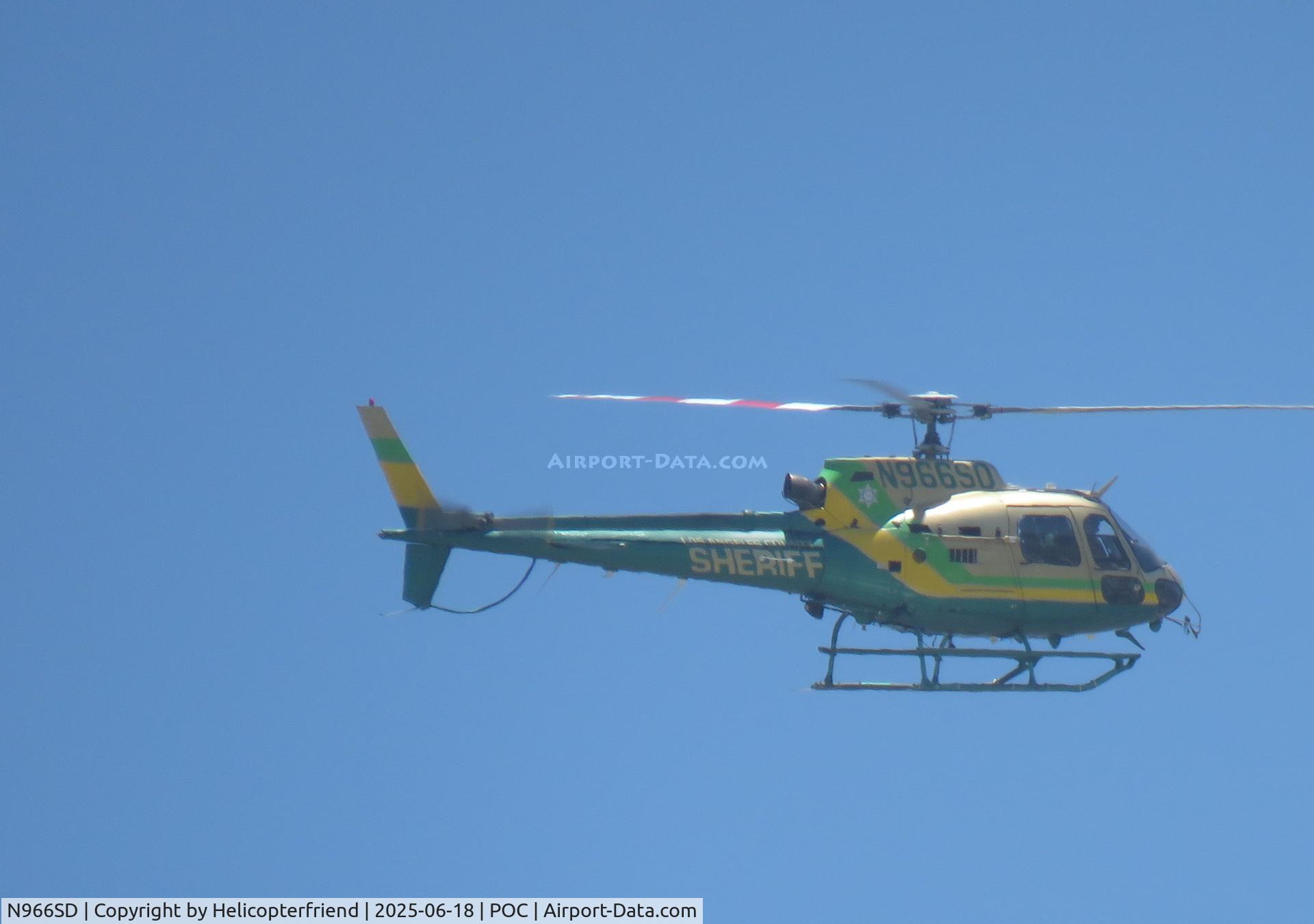 N966SD, 2003 Eurocopter AS-350B-2 Ecureuil Ecureuil C/N 3637, Westbound