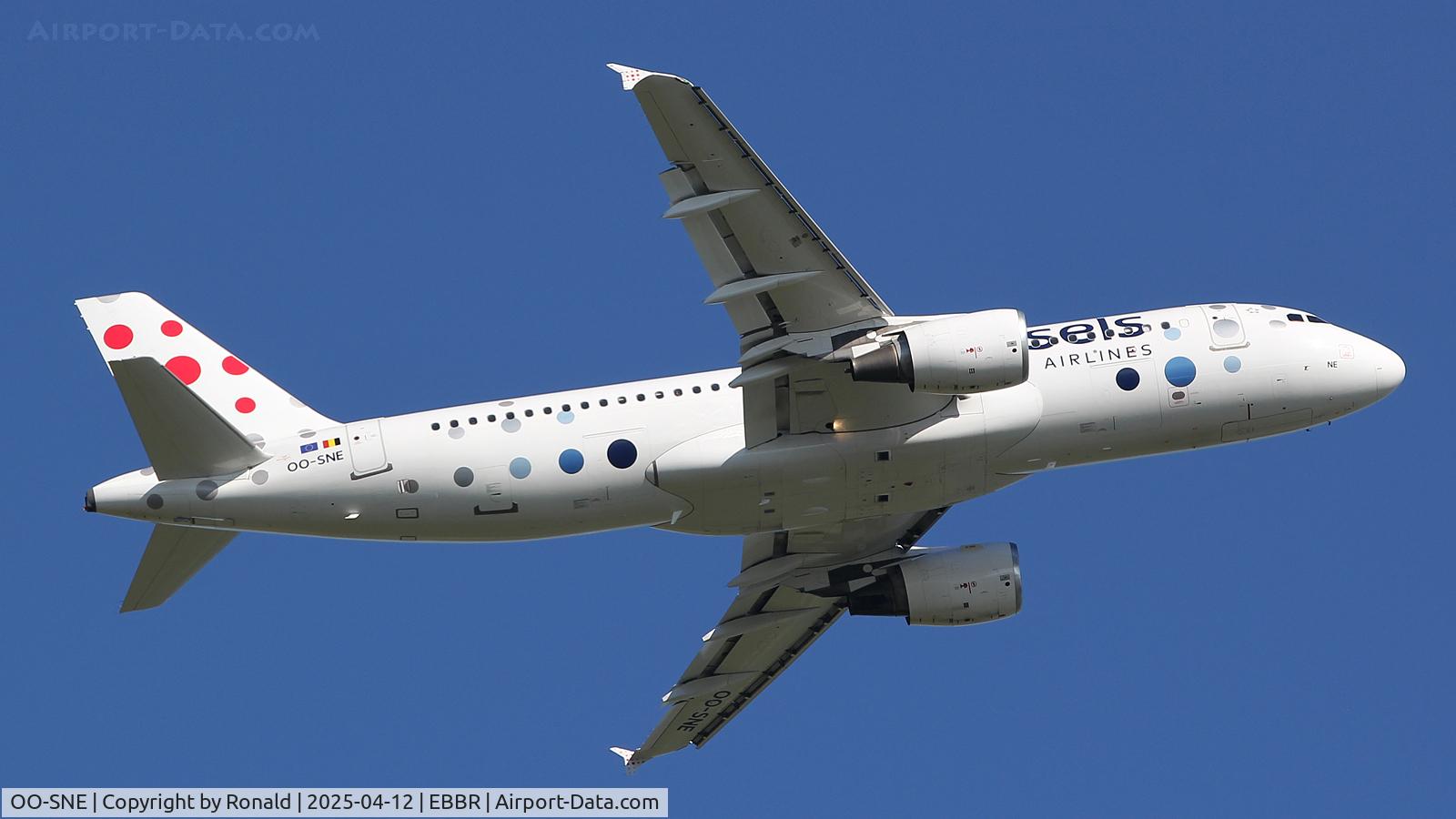 OO-SNE, 2010 Airbus A320-214 C/N 4243, at ebbr