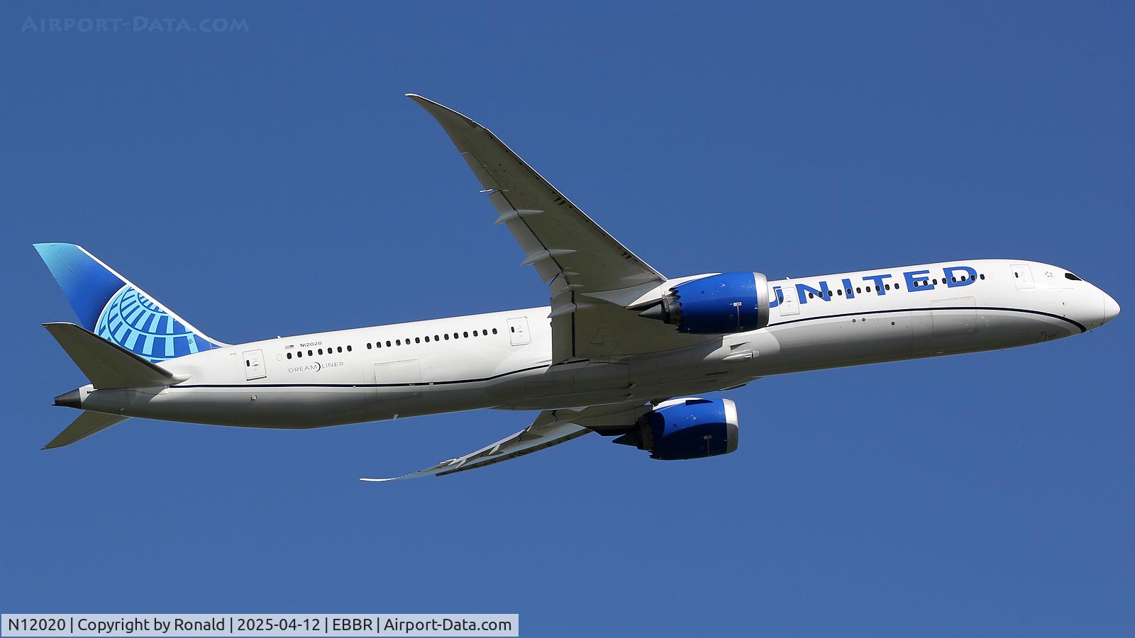 N12020, 2022 Boeing 787-10 Dreamliner Dreamliner C/N 66989, at ebbr