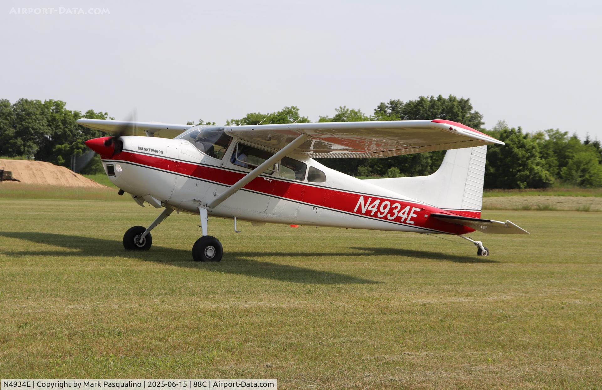 N4934E, 1979 Cessna A185F Skywagon 185 C/N 18503912, Cessna A185F