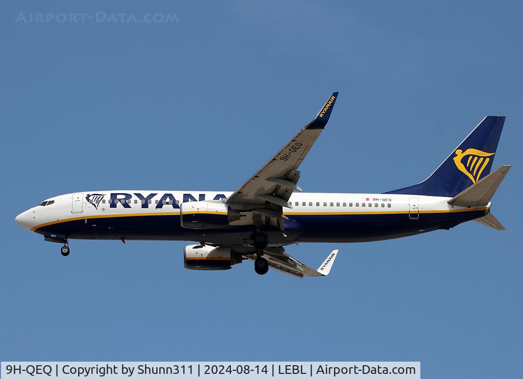 9H-QEQ, 2005 Boeing 737-8AS C/N 33581, Landing rwy 24R