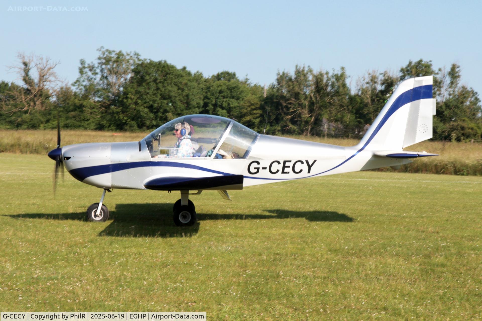 G-CECY, 2006 Aerotechnik EV-97 Eurostar C/N PFA 315-14551, G-CECY 2006 Aerotechnik EV-97 Eurostar Fly In Popham 