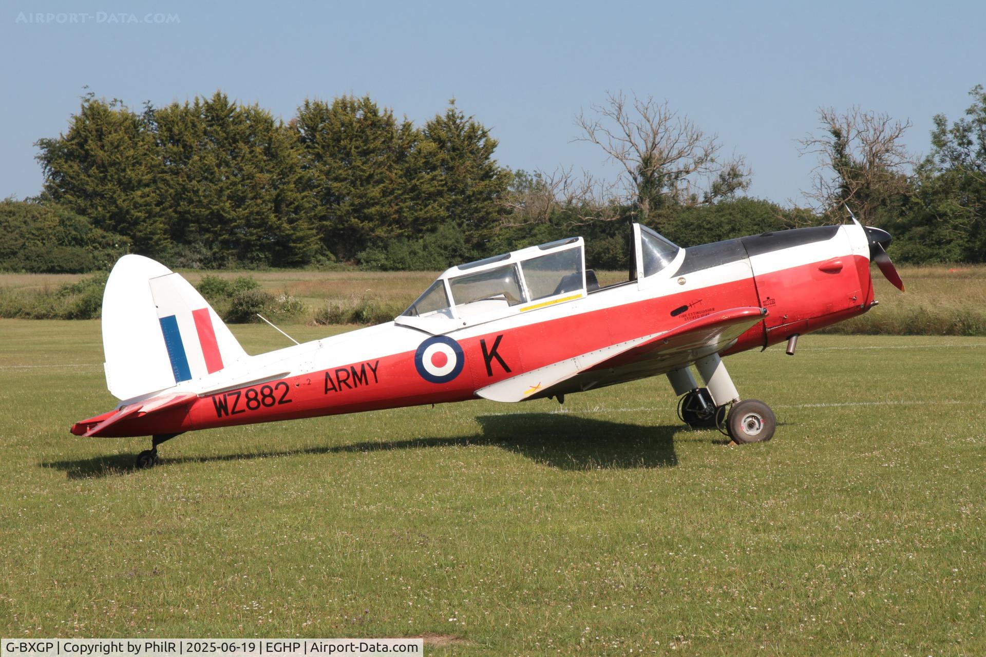 G-BXGP, 1953 De Havilland DHC-1 Chipmunk T.10 C/N C1/0927, WZ882 (G-BXGP) 1953 DHC-1 Chipmunk 22 Fly In Popham