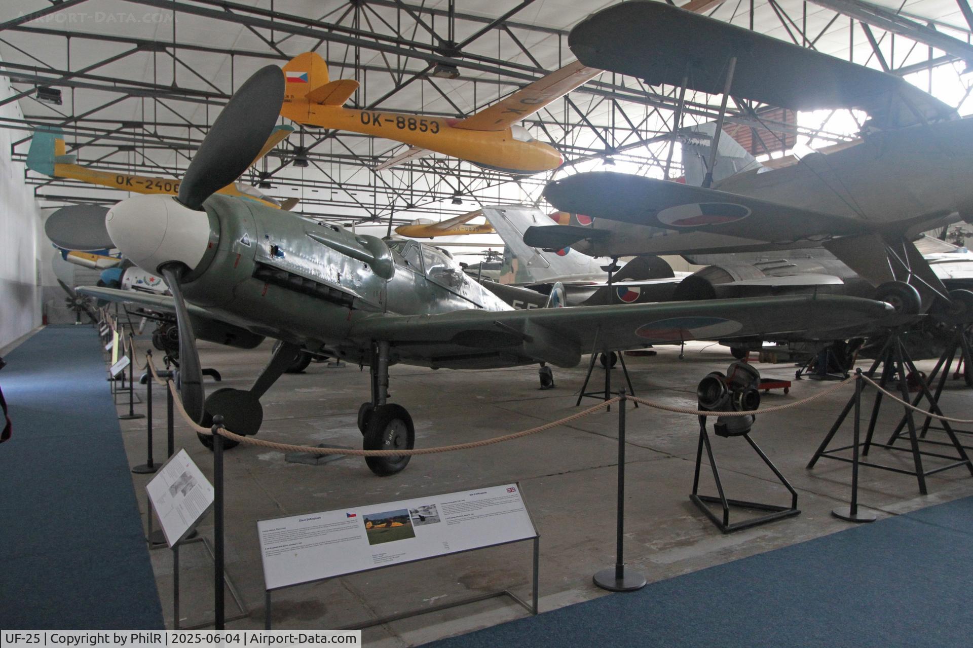 UF-25, 1946 Avia S-199 C/N 178, UF-25 c1947 Avia S-199 (Bf109G) Kbely Aviation Museum 