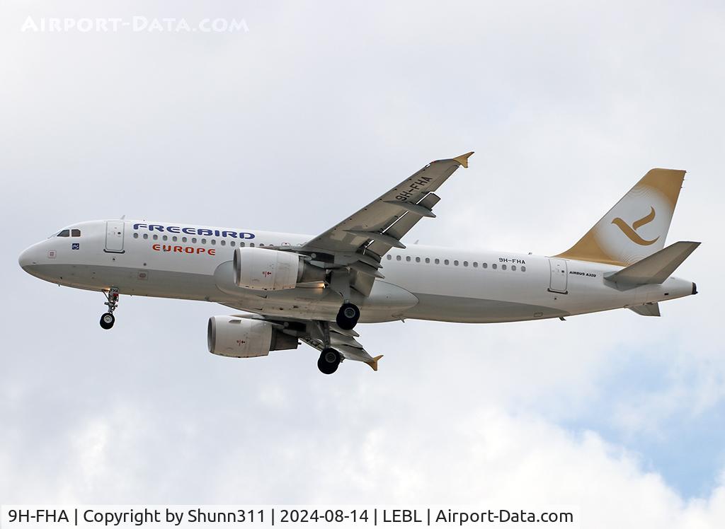 9H-FHA, 2010 Airbus A320-214 C/N 4207, Landing rwy 24R